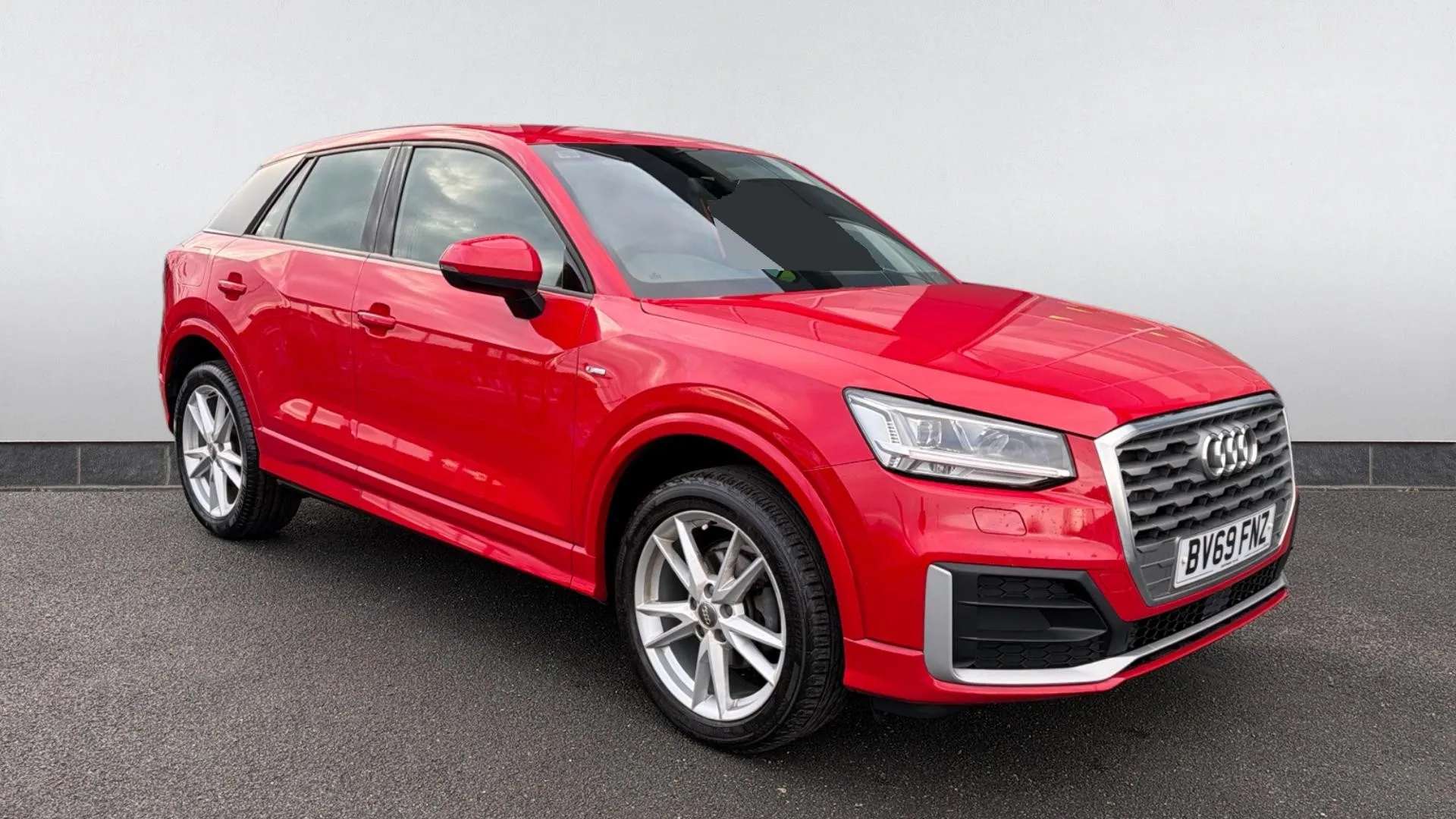 A 2019 AUDI Q2 30 TDI S Line A 2019 AUDI Q2 30 TDI S Line