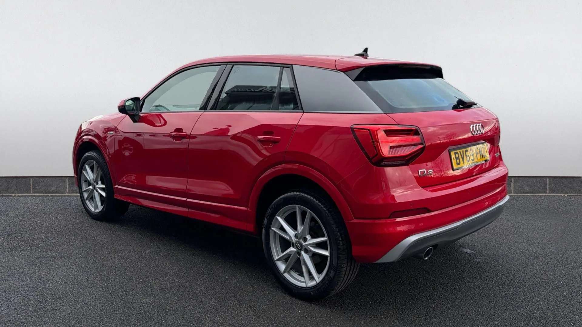 A 2019 AUDI Q2 30 TDI S Line A 2019 AUDI Q2 30 TDI S Line