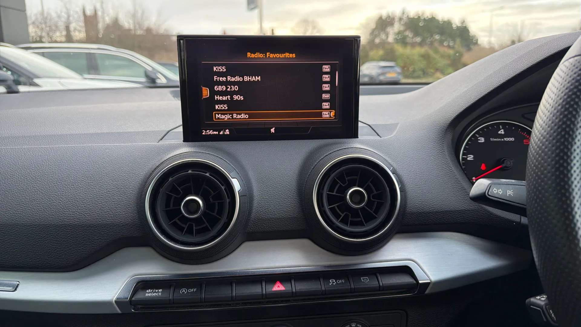 2019 AUDI Q2 2019 AUDI Q2