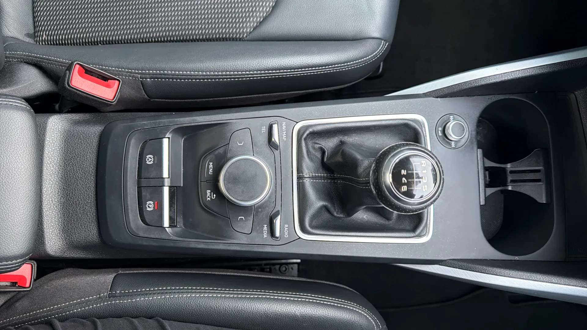 2019 AUDI Q2 2019 AUDI Q2