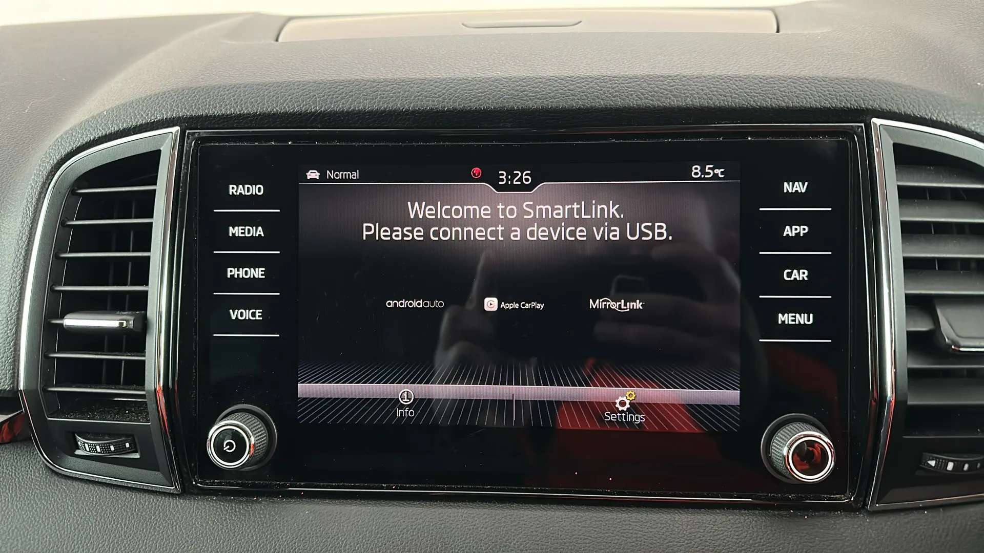 2018 SKODA KAROQ 2018 SKODA KAROQ