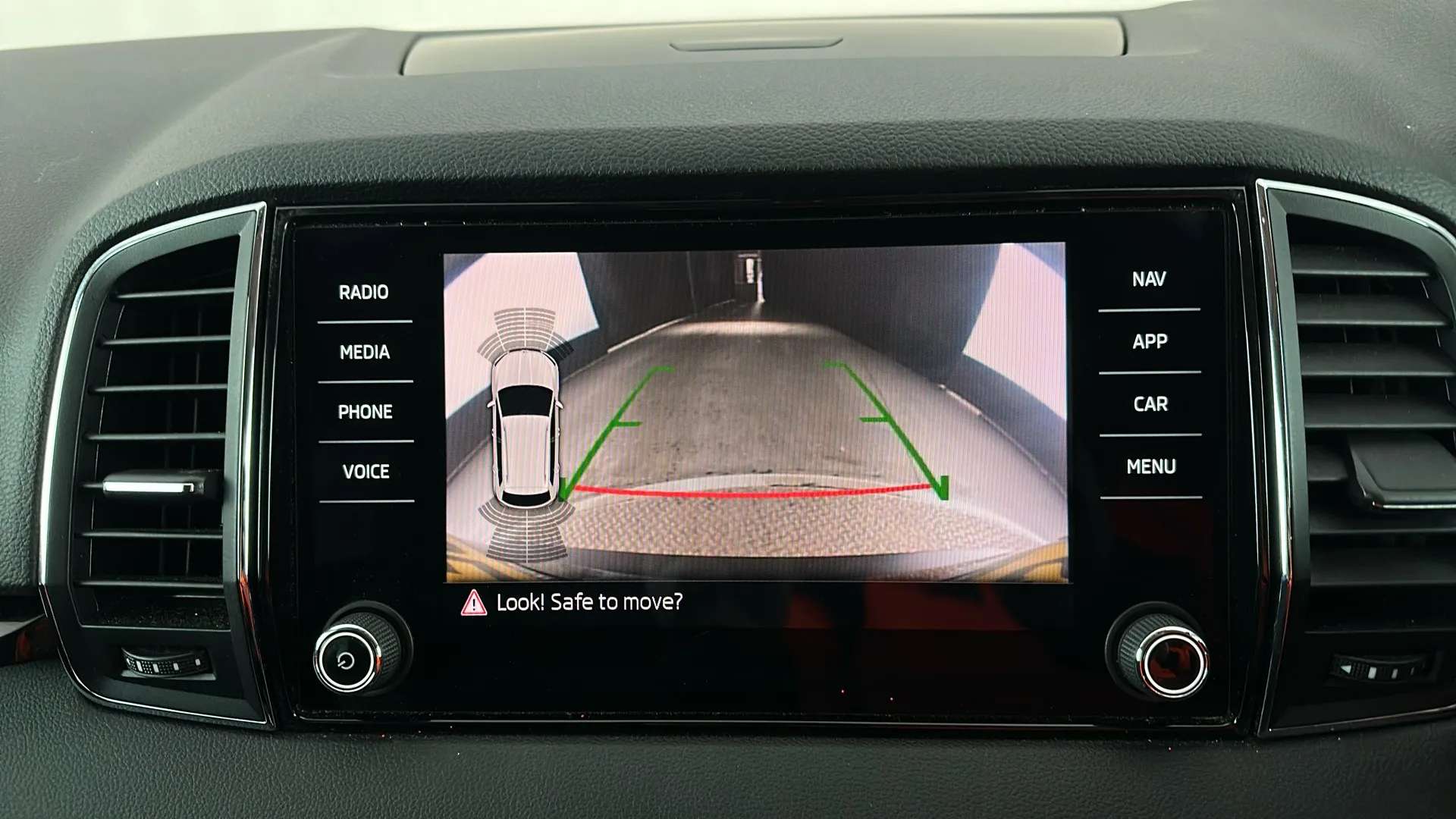 2018 SKODA KAROQ 2018 SKODA KAROQ