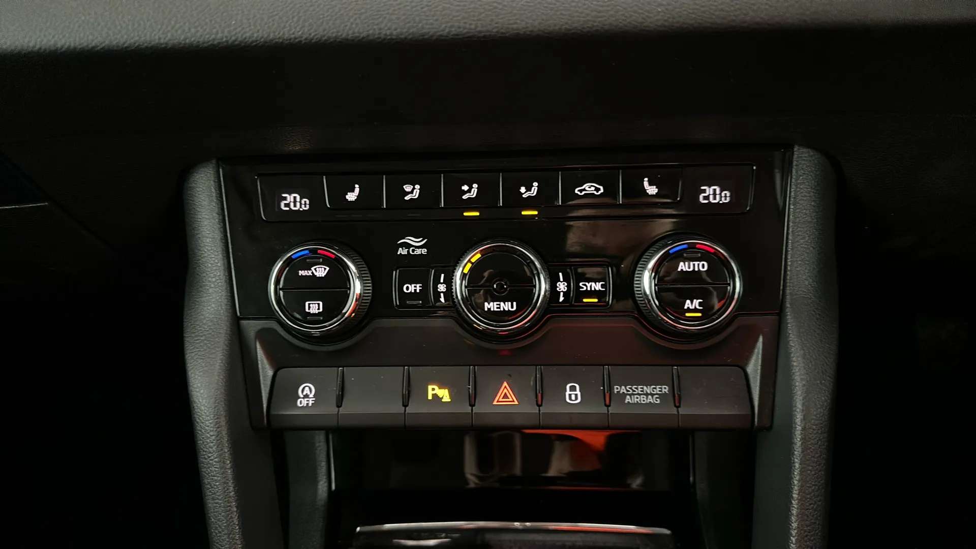 2018 SKODA KAROQ 2018 SKODA KAROQ