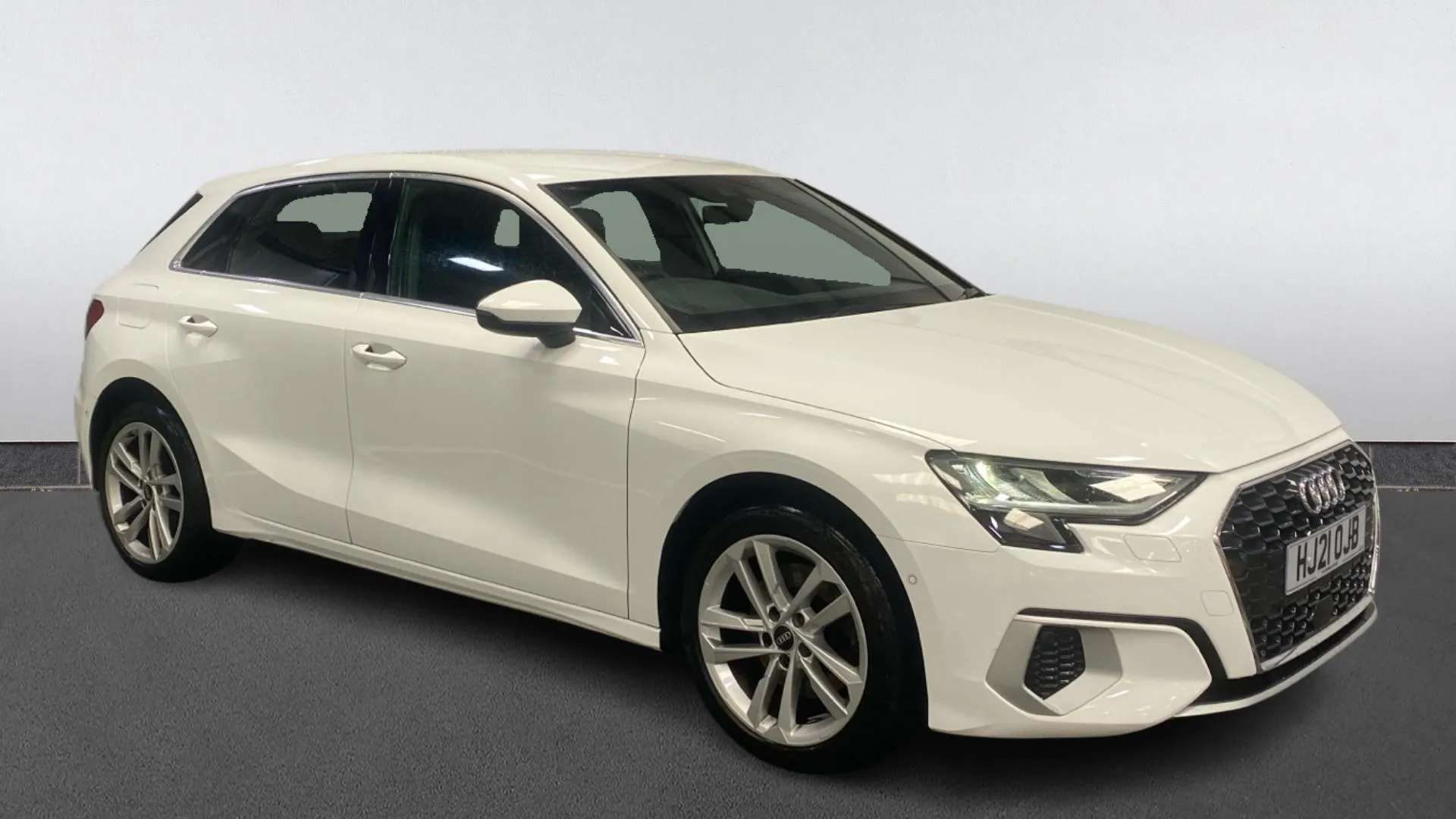 A 2021 AUDI A3 30 TFSI Sport A 2021 AUDI A3 30 TFSI Sport