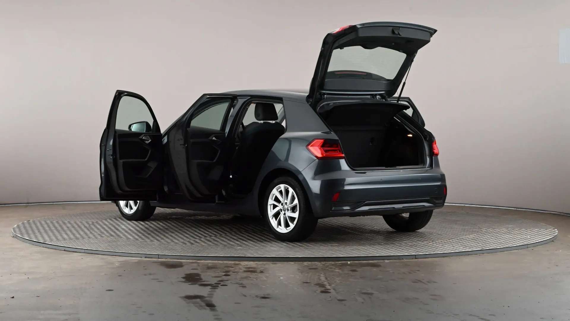 2018 AUDI A1 2018 AUDI A1