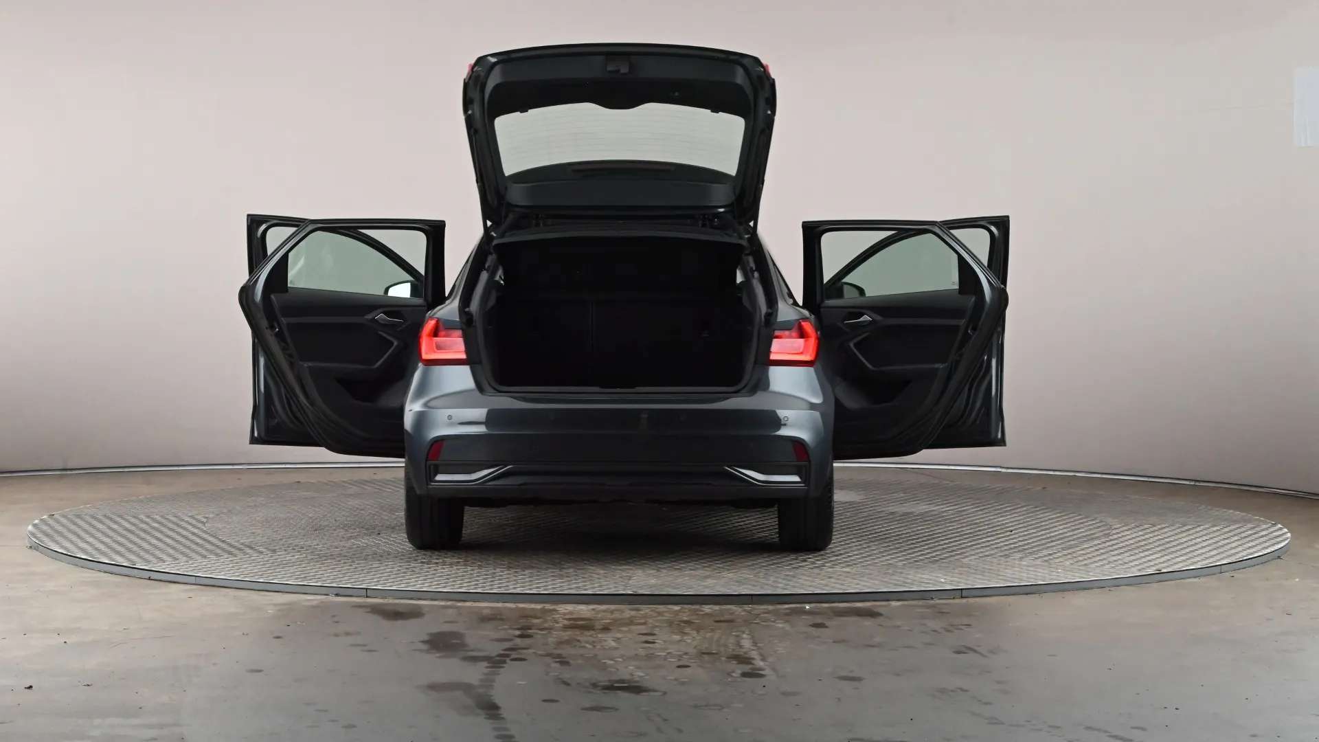 2018 AUDI A1 2018 AUDI A1