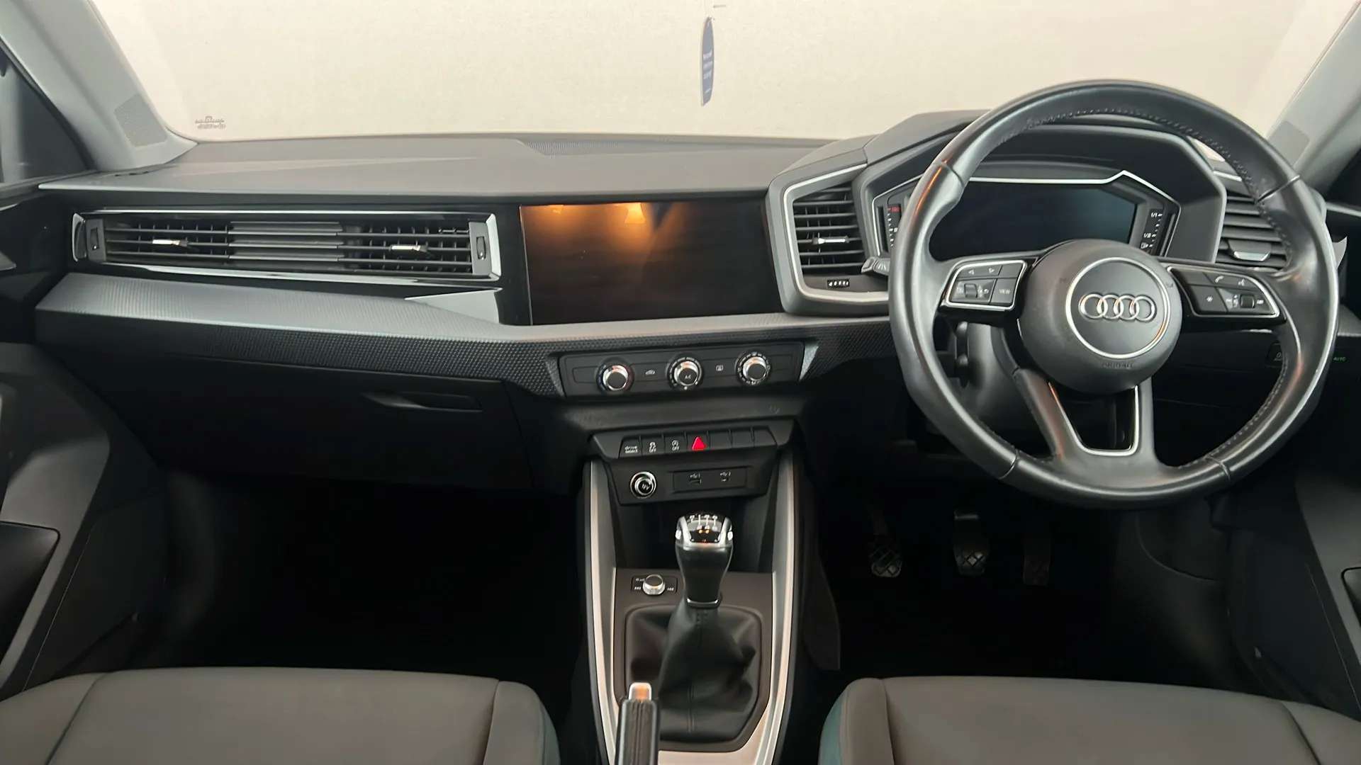 2018 AUDI A1 2018 AUDI A1