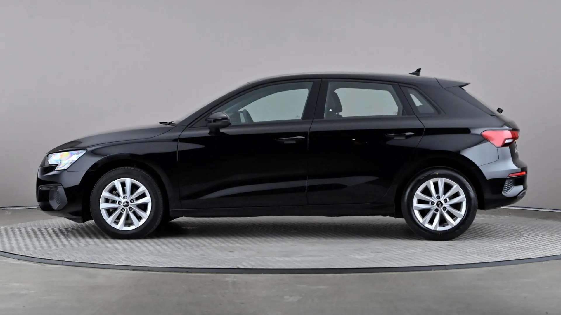 A 2022 AUDI A3 30 TFSI Technik A 2022 AUDI A3 30 TFSI Technik
