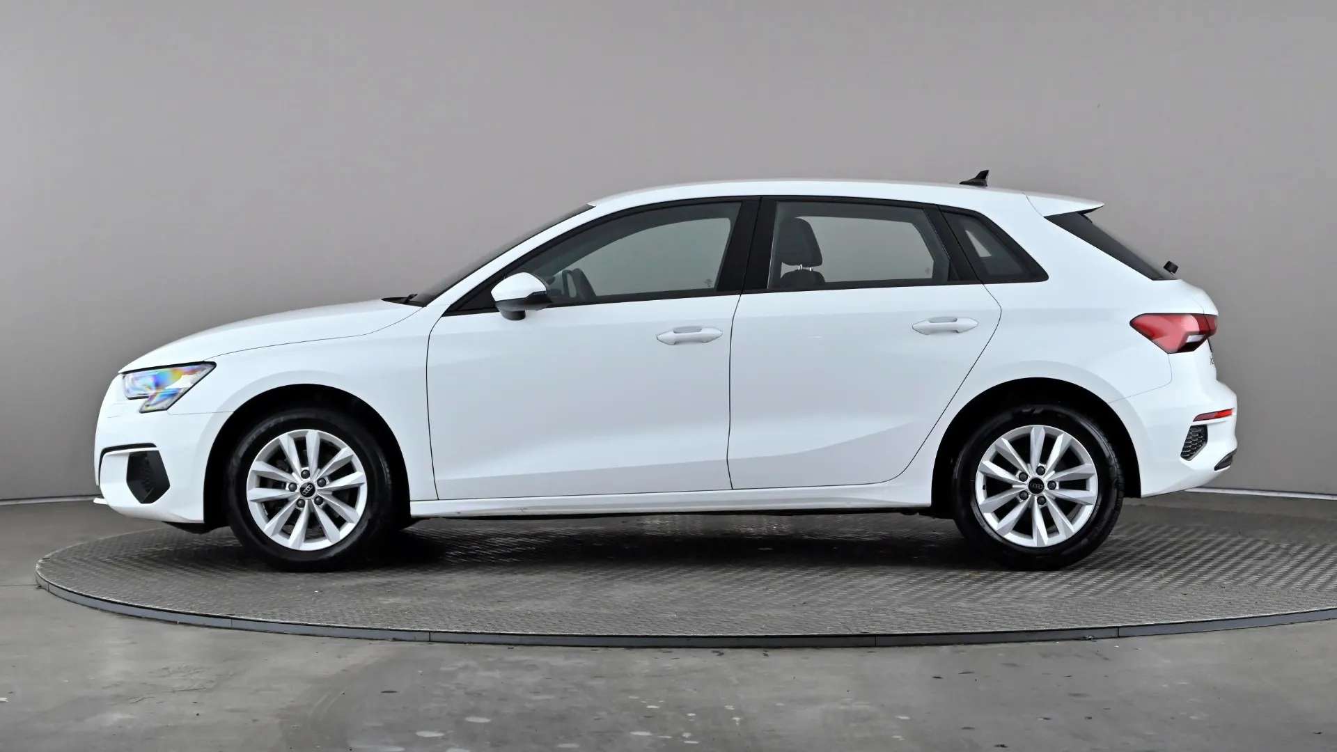 A 2023 AUDI A3 30 TFSI Technik A 2023 AUDI A3 30 TFSI Technik