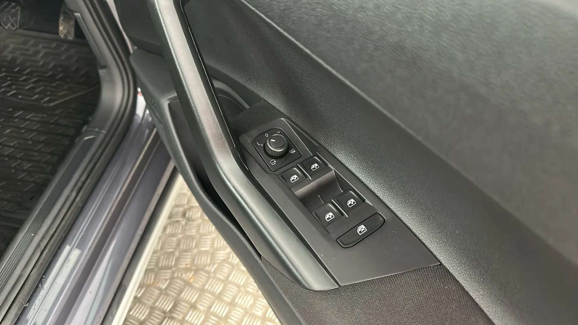 2023 VOLKSWAGEN TAIGO 2023 VOLKSWAGEN TAIGO