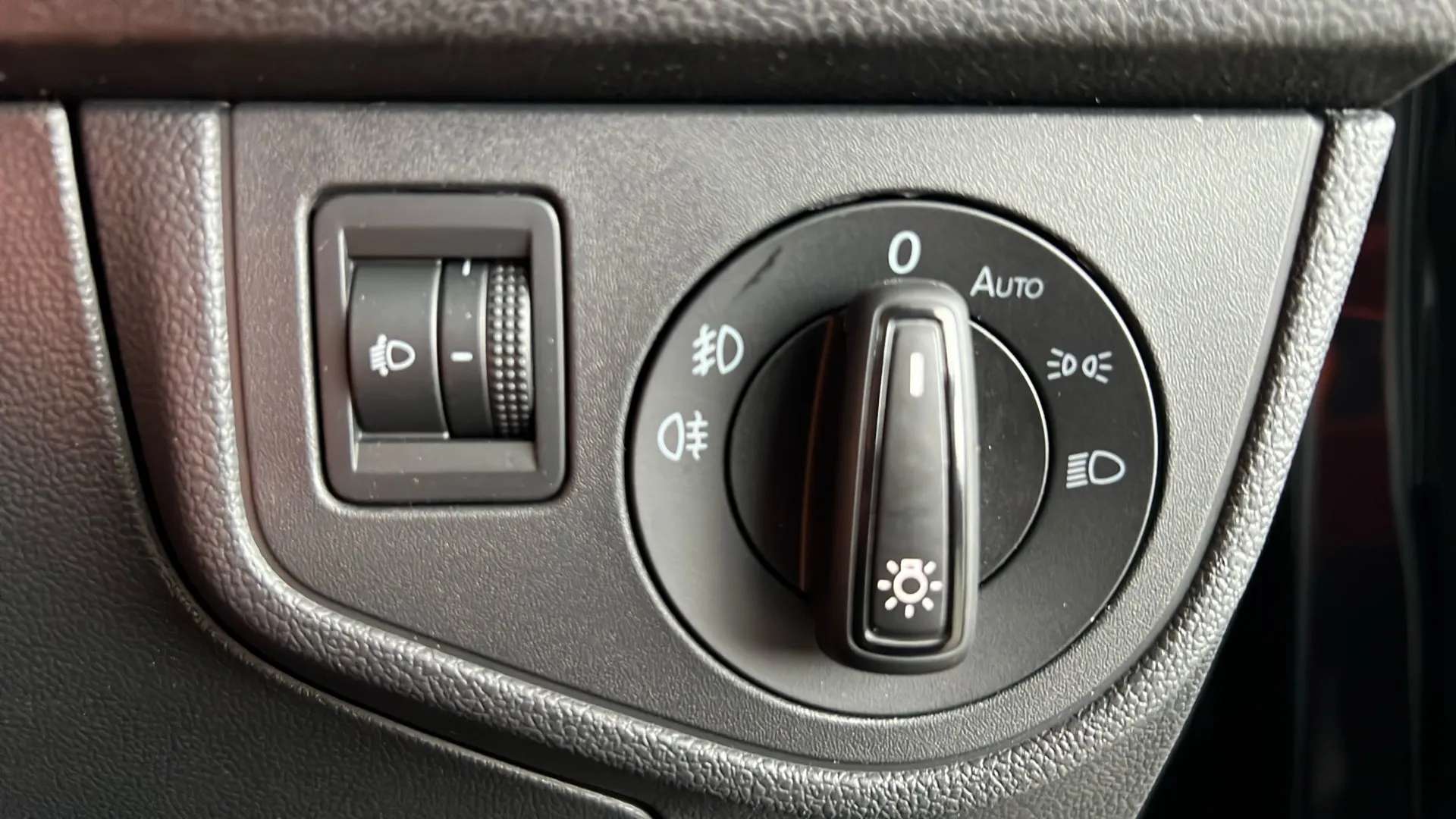 2024 VOLKSWAGEN TAIGO 2024 VOLKSWAGEN TAIGO