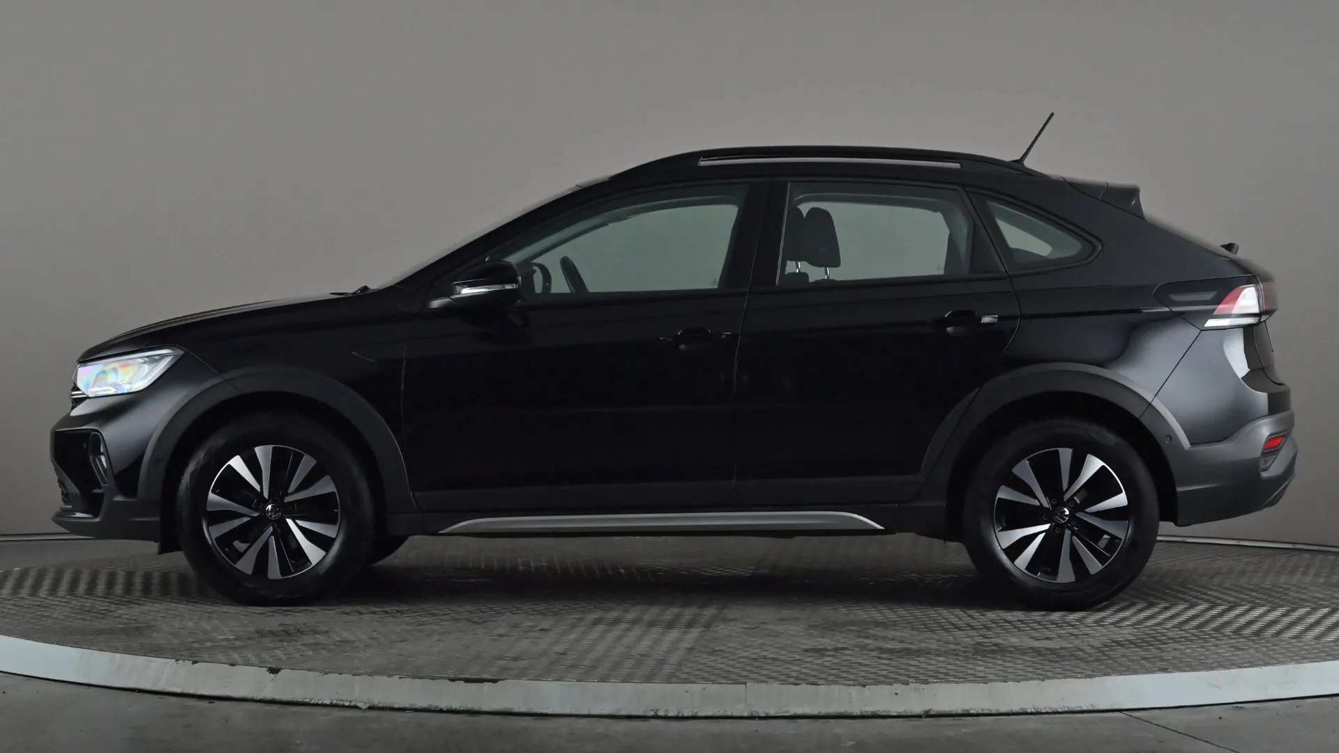 A 2022 VOLKSWAGEN TAIGO 1.0 TSI 110 Life A 2022 VOLKSWAGEN TAIGO 1.0 TSI 110 Life