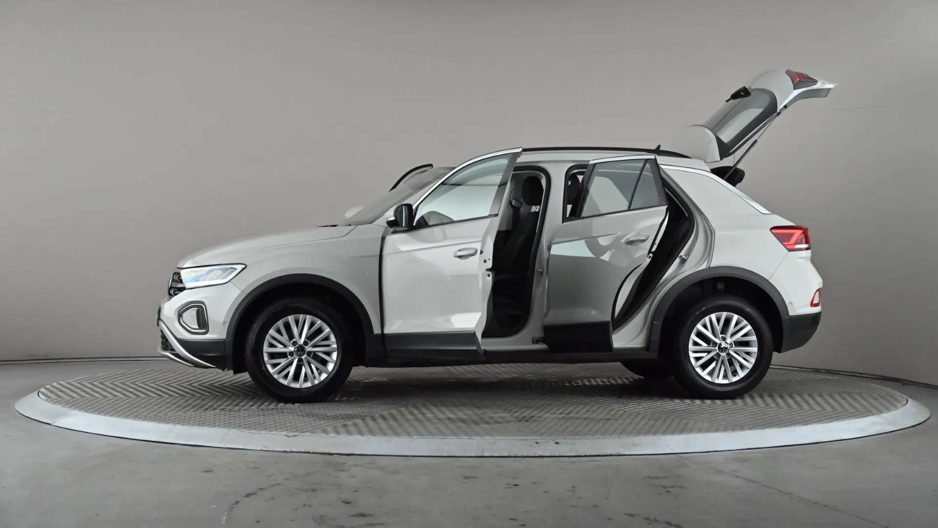 2024 VOLKSWAGEN T-ROC 2024 VOLKSWAGEN T-ROC