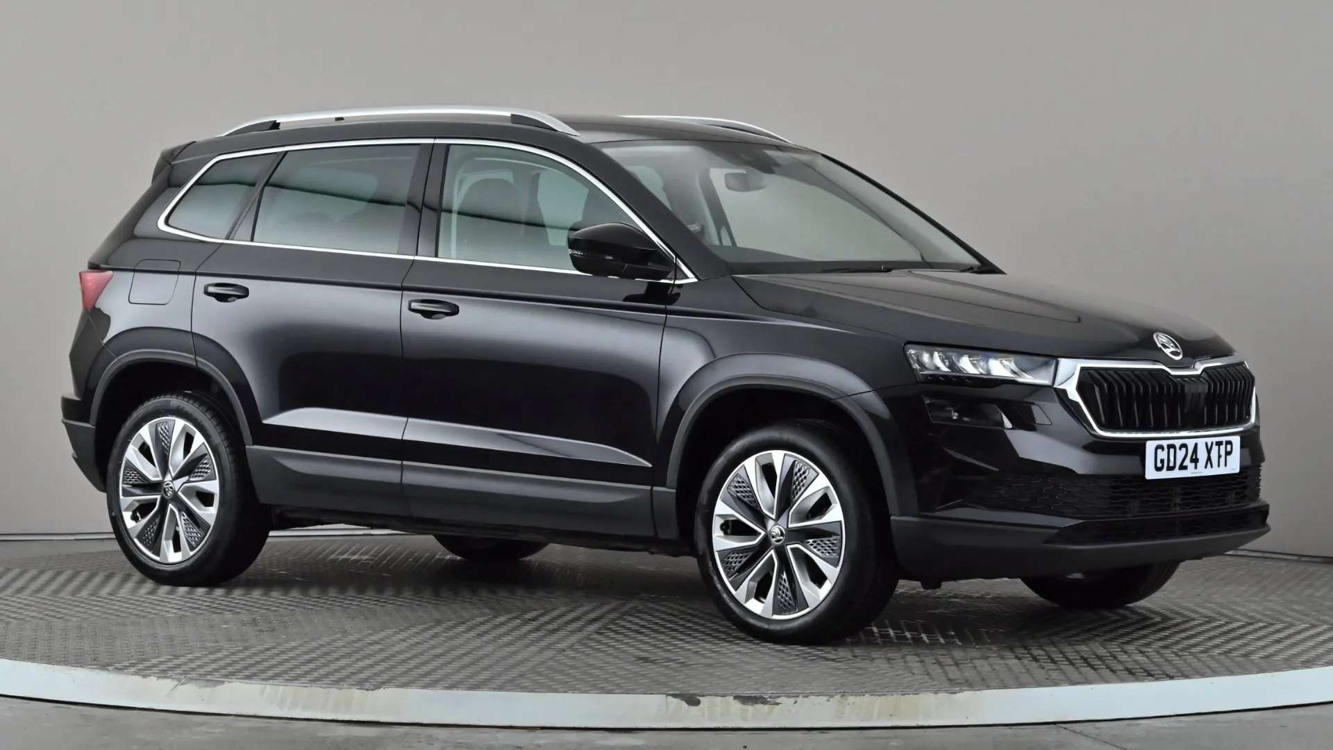 A 2024 SKODA KAROQ 1.0 TSI 116 SE L A 2024 SKODA KAROQ 1.0 TSI 116 SE L