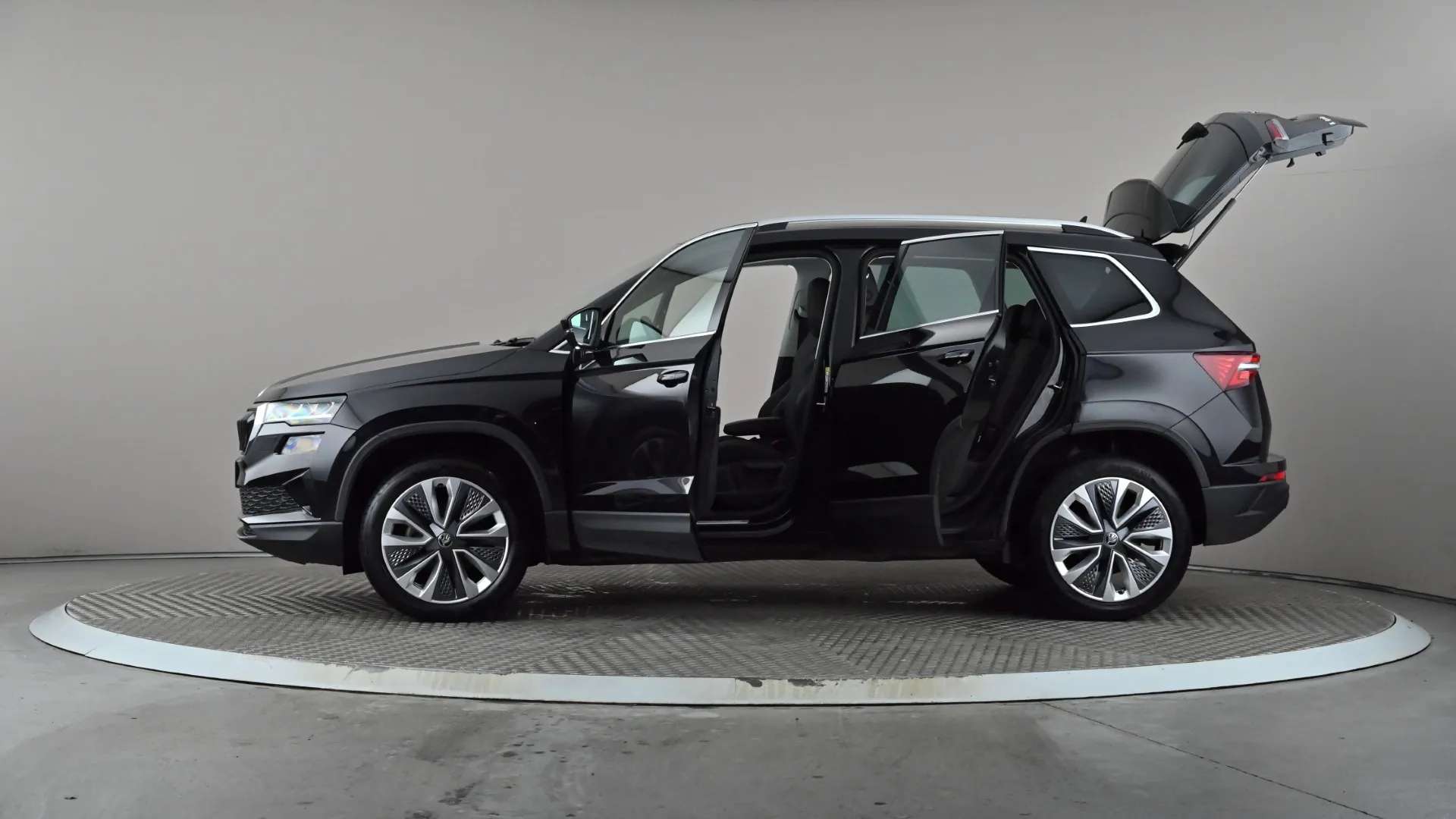 2024 SKODA KAROQ 2024 SKODA KAROQ