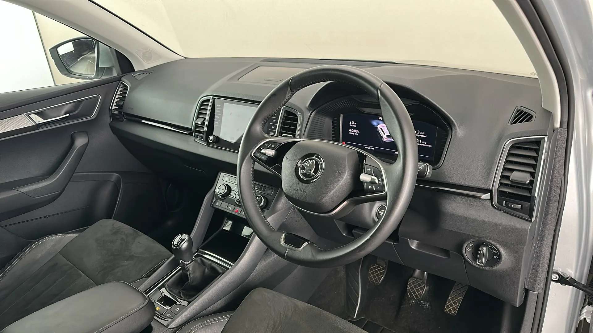 2024 SKODA KAROQ 2024 SKODA KAROQ