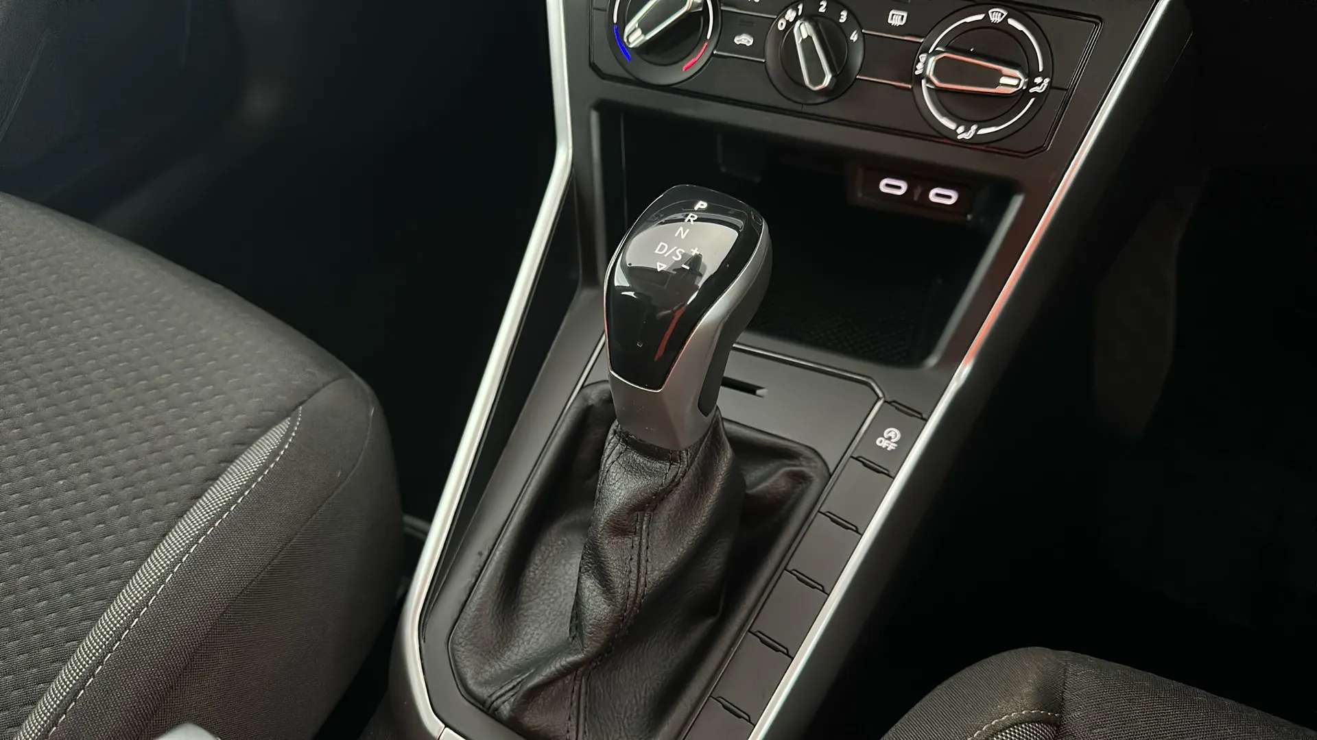 2023 VOLKSWAGEN POLO 2023 VOLKSWAGEN POLO