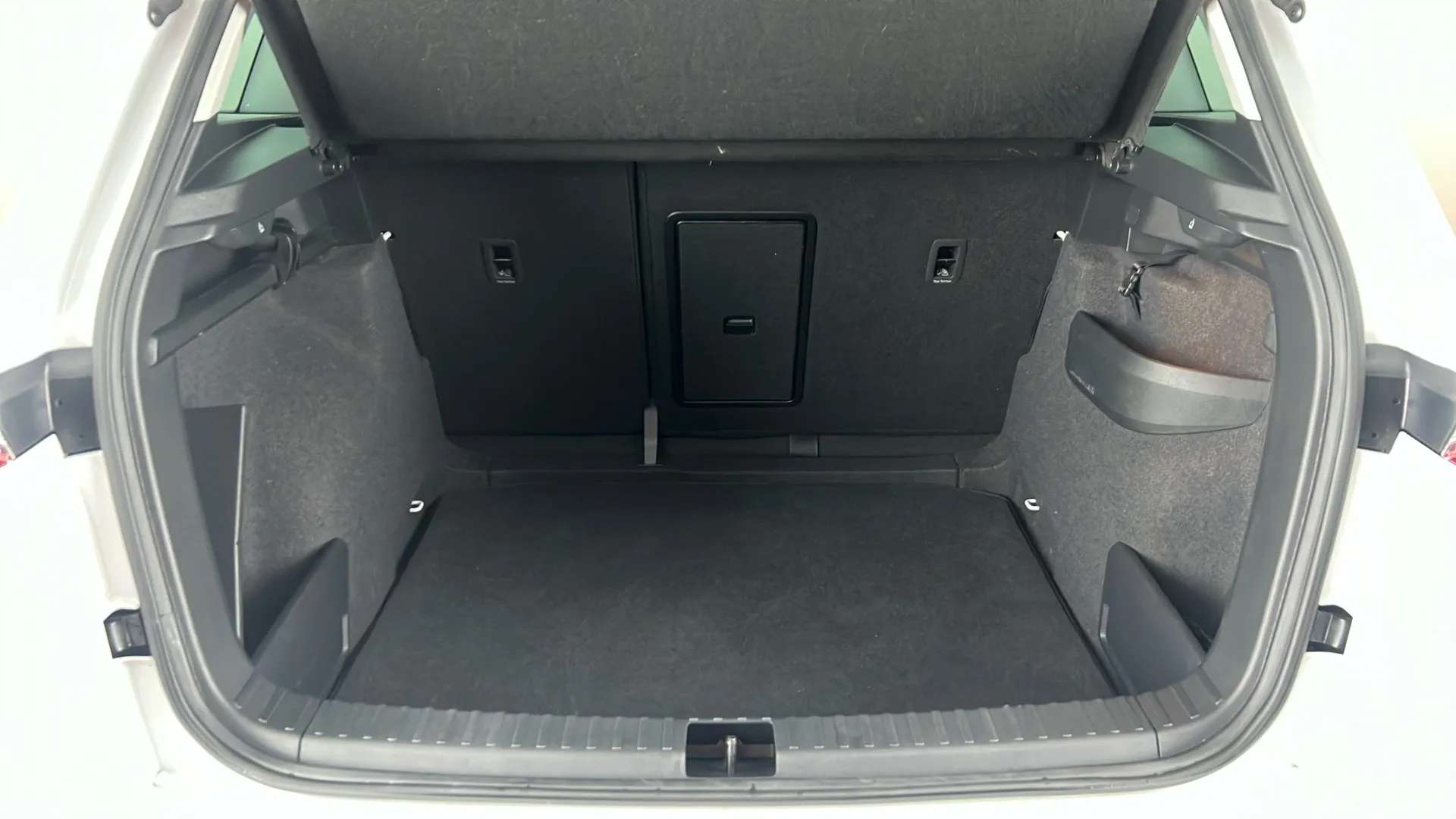 2023 SKODA KAROQ 2023 SKODA KAROQ
