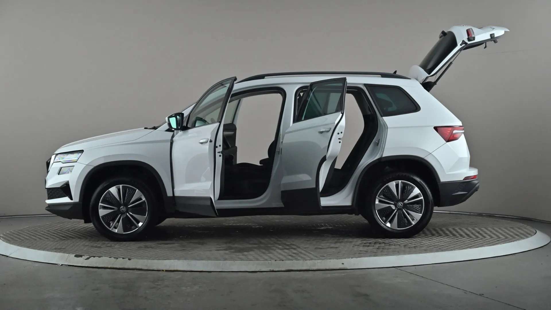 2022 SKODA KAROQ 2022 SKODA KAROQ