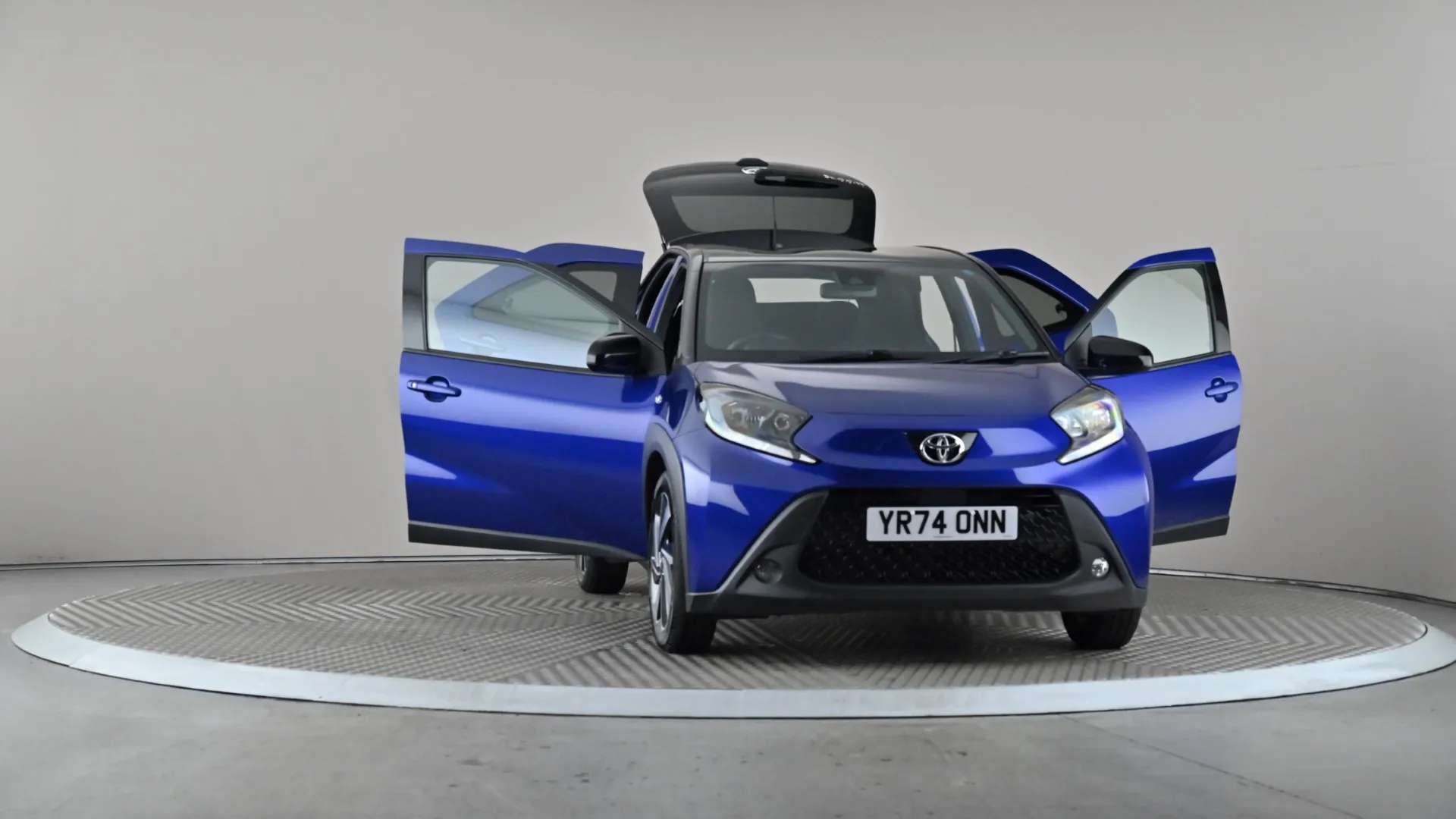 2024 TOYOTA AYGO X 2024 TOYOTA AYGO X