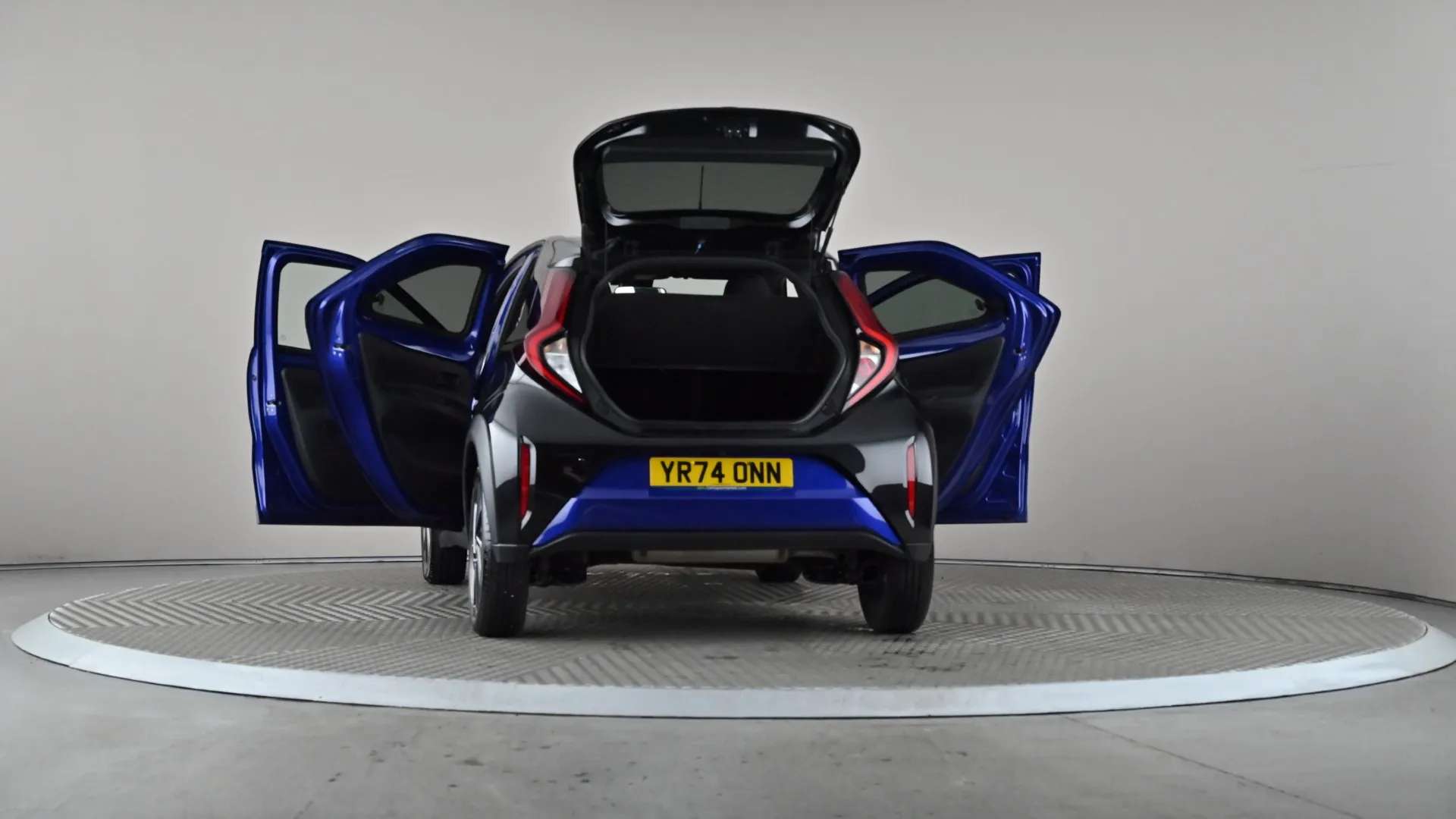 2024 TOYOTA AYGO X 2024 TOYOTA AYGO X