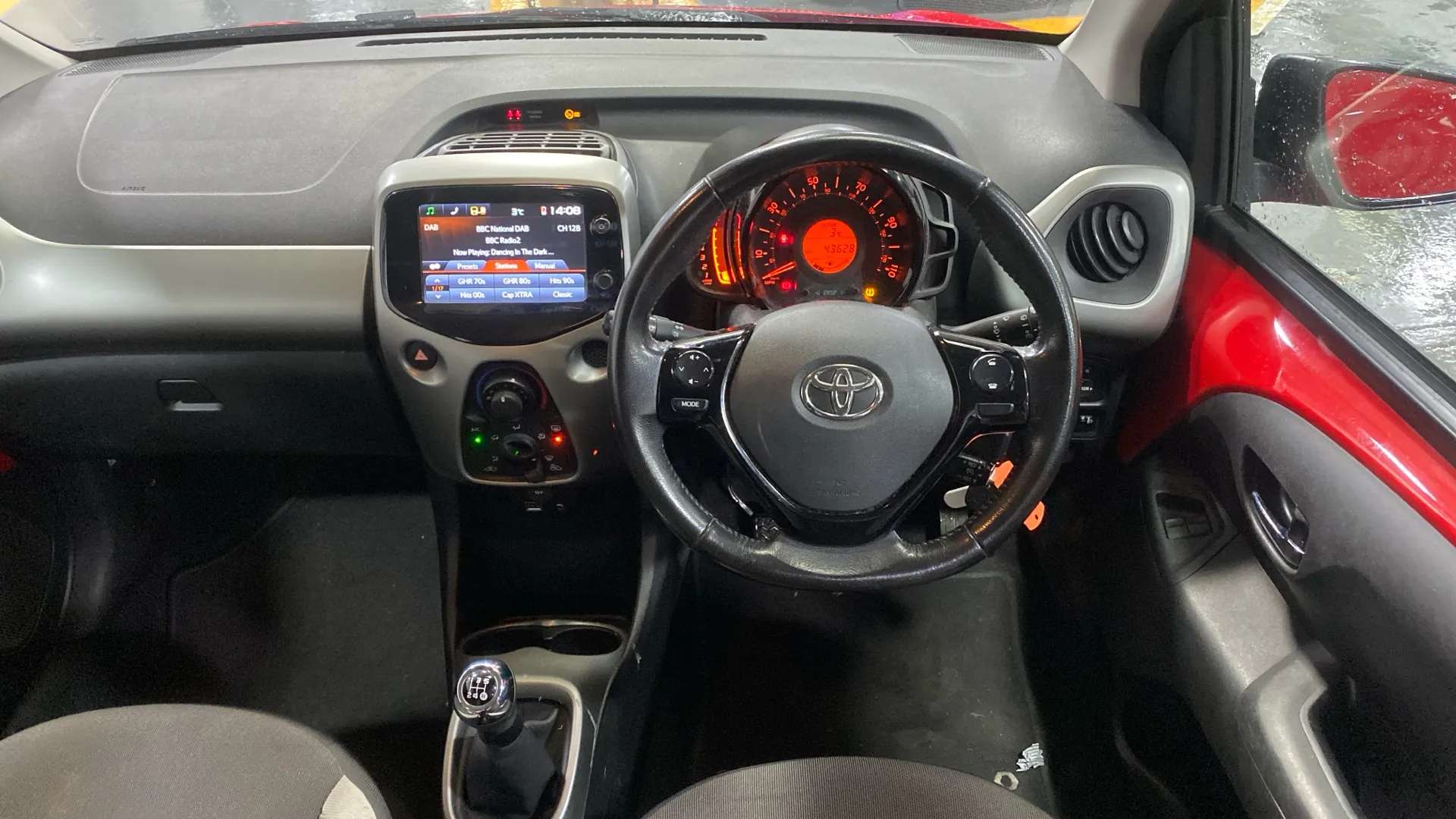 2017 TOYOTA AYGO 2017 TOYOTA AYGO