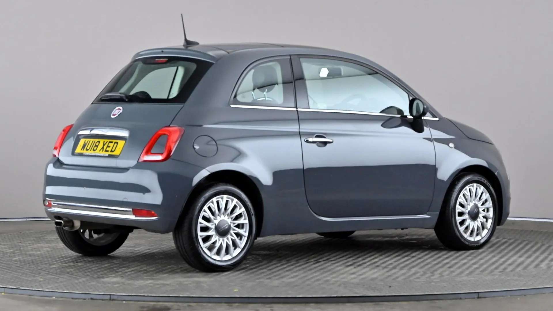 2018 FIAT 500 2018 FIAT 500