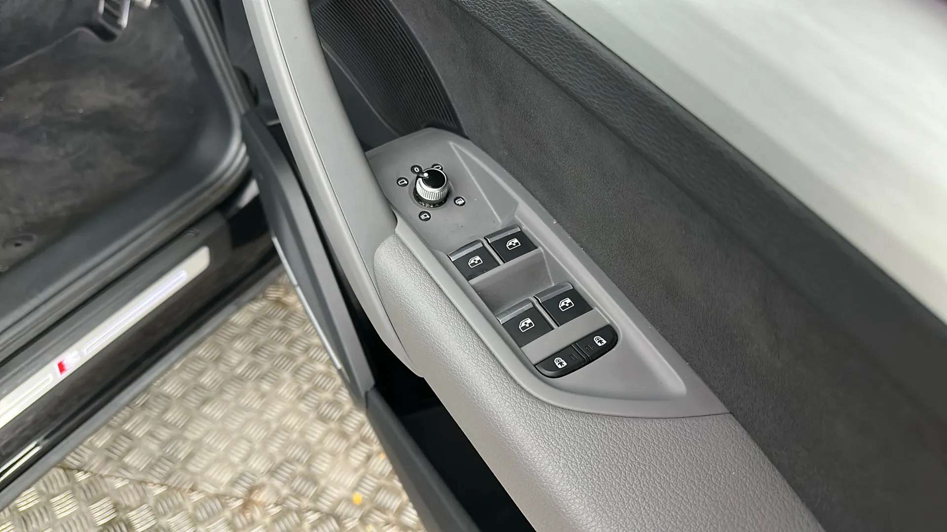 2021 AUDI Q5 2021 AUDI Q5