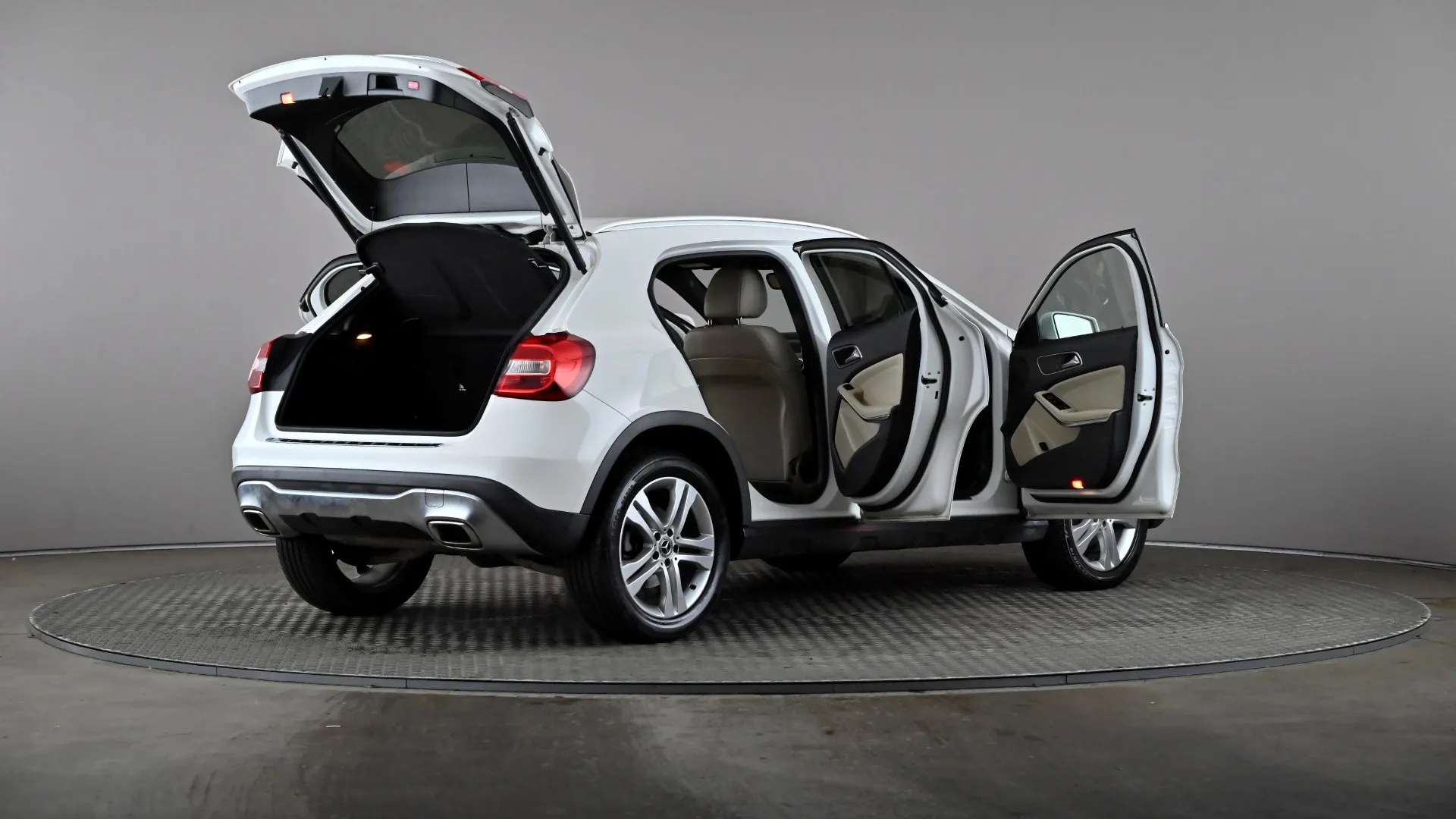 2018 MERCEDES-BENZ GLA 2018 MERCEDES-BENZ GLA