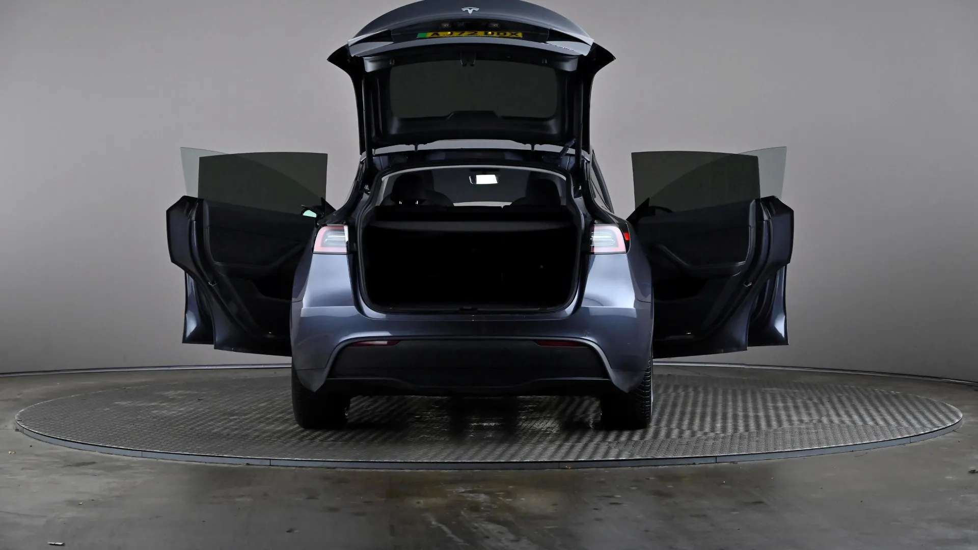 2022 TESLA MODEL Y 2022 TESLA MODEL Y