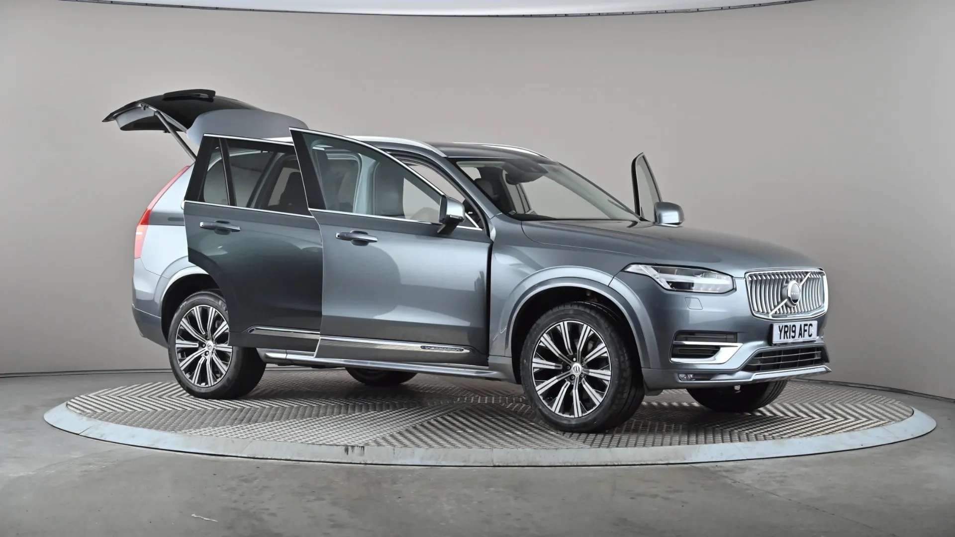 2019 VOLVO XC90 2019 VOLVO XC90