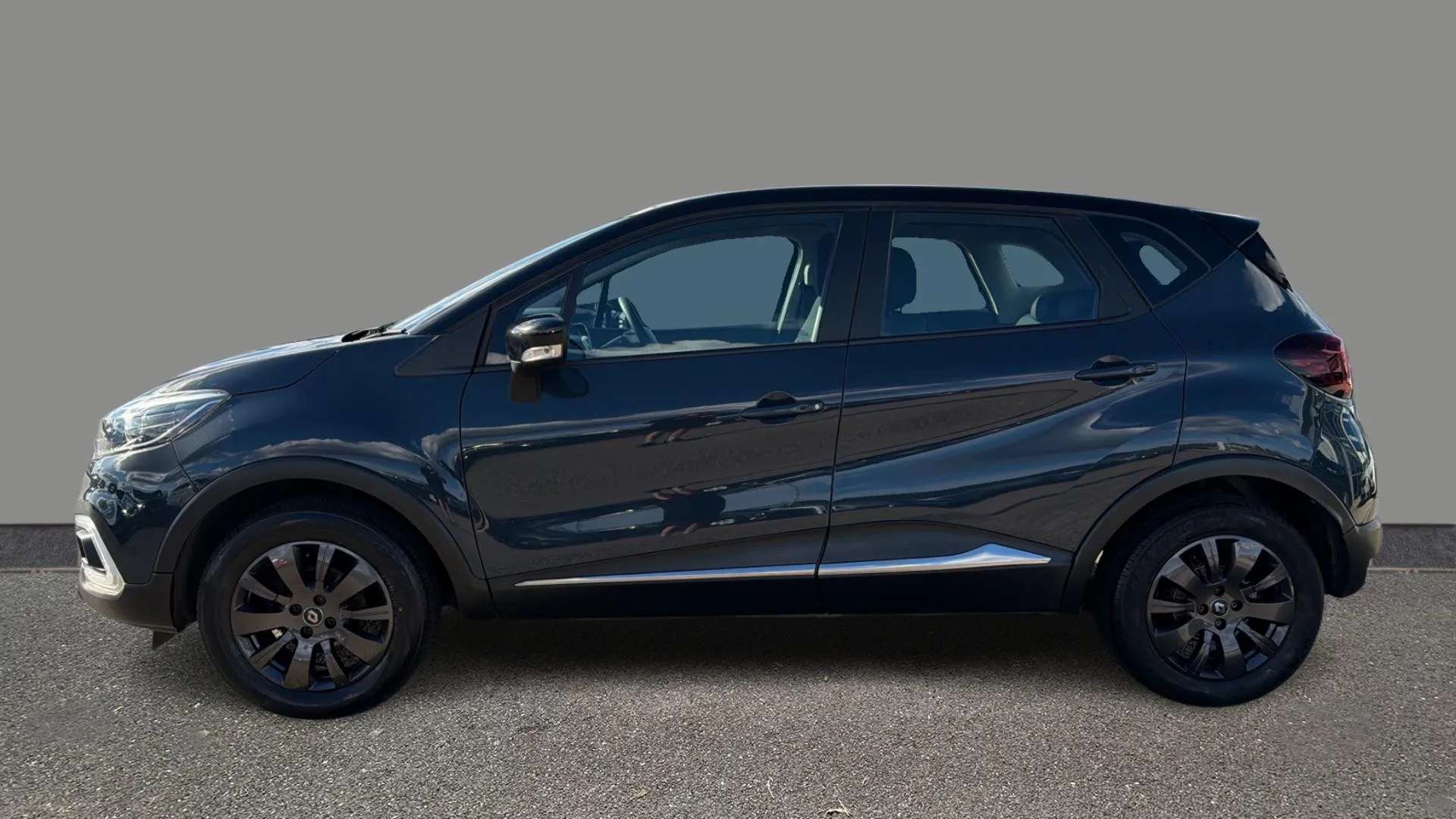 A 2019 RENAULT CAPTUR 0.9 TCE 90 Play A 2019 RENAULT CAPTUR 0.9 TCE 90 Play