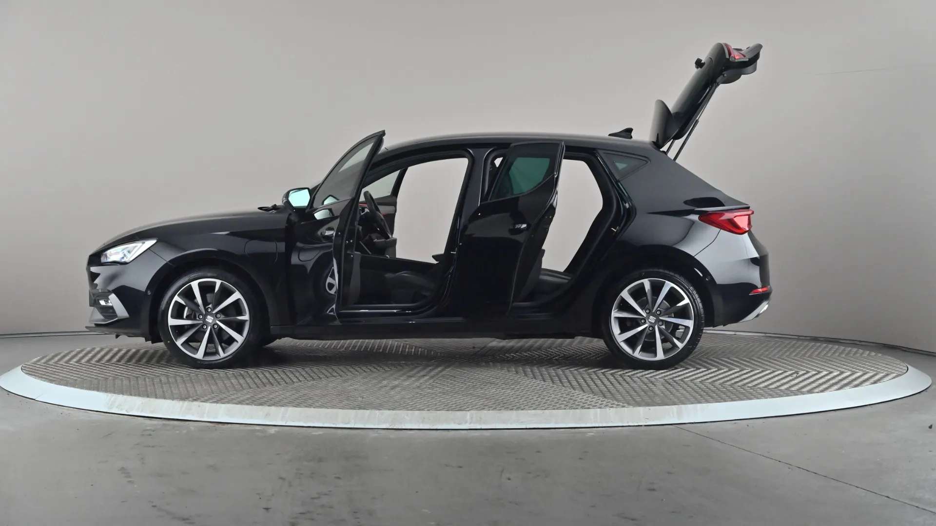 2021 SEAT LEON 2021 SEAT LEON