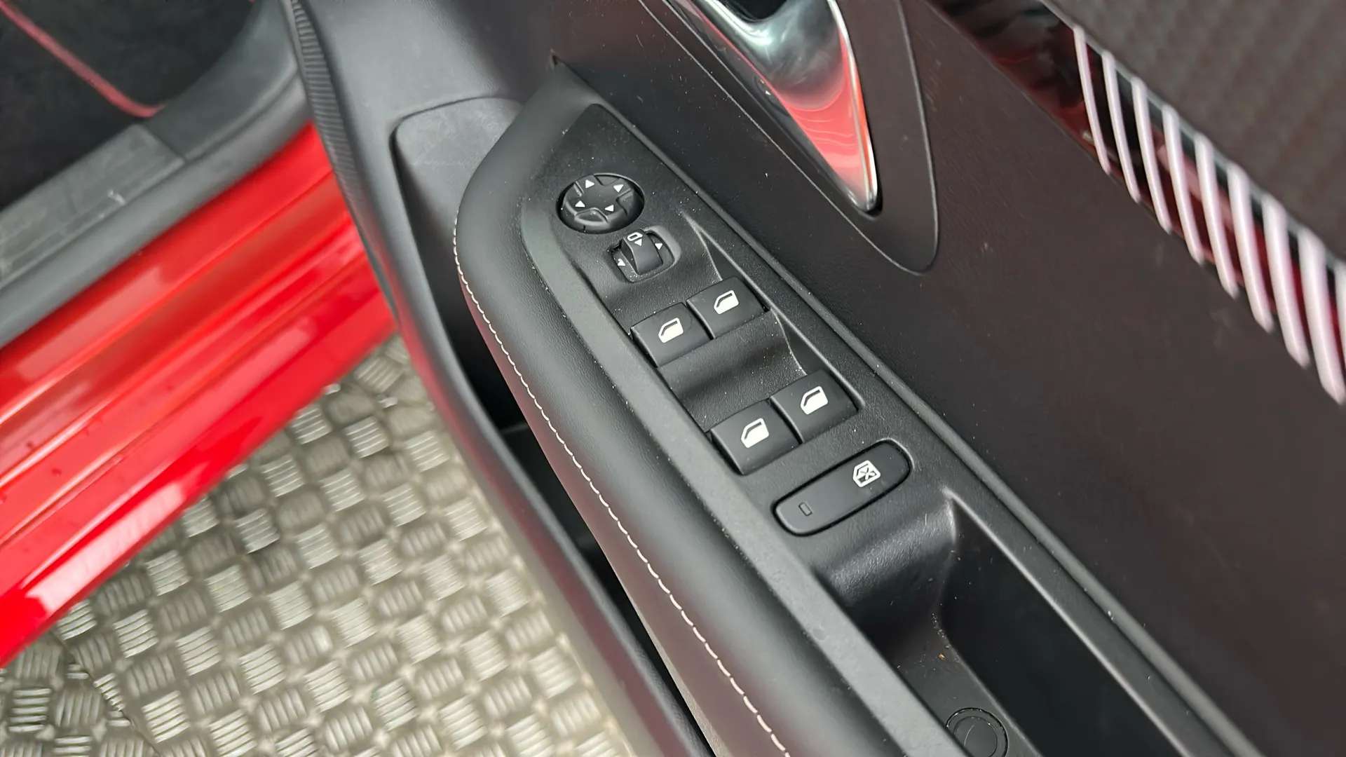 2024 PEUGEOT 208 2024 PEUGEOT 208