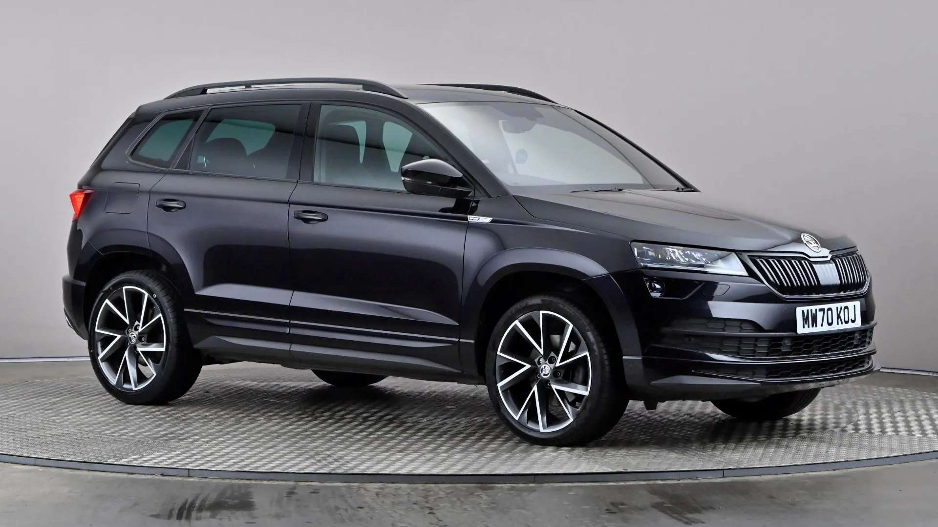 A 2020 SKODA KAROQ 1.5 TSI Sport Line DSG A 2020 SKODA KAROQ 1.5 TSI Sport Line DSG