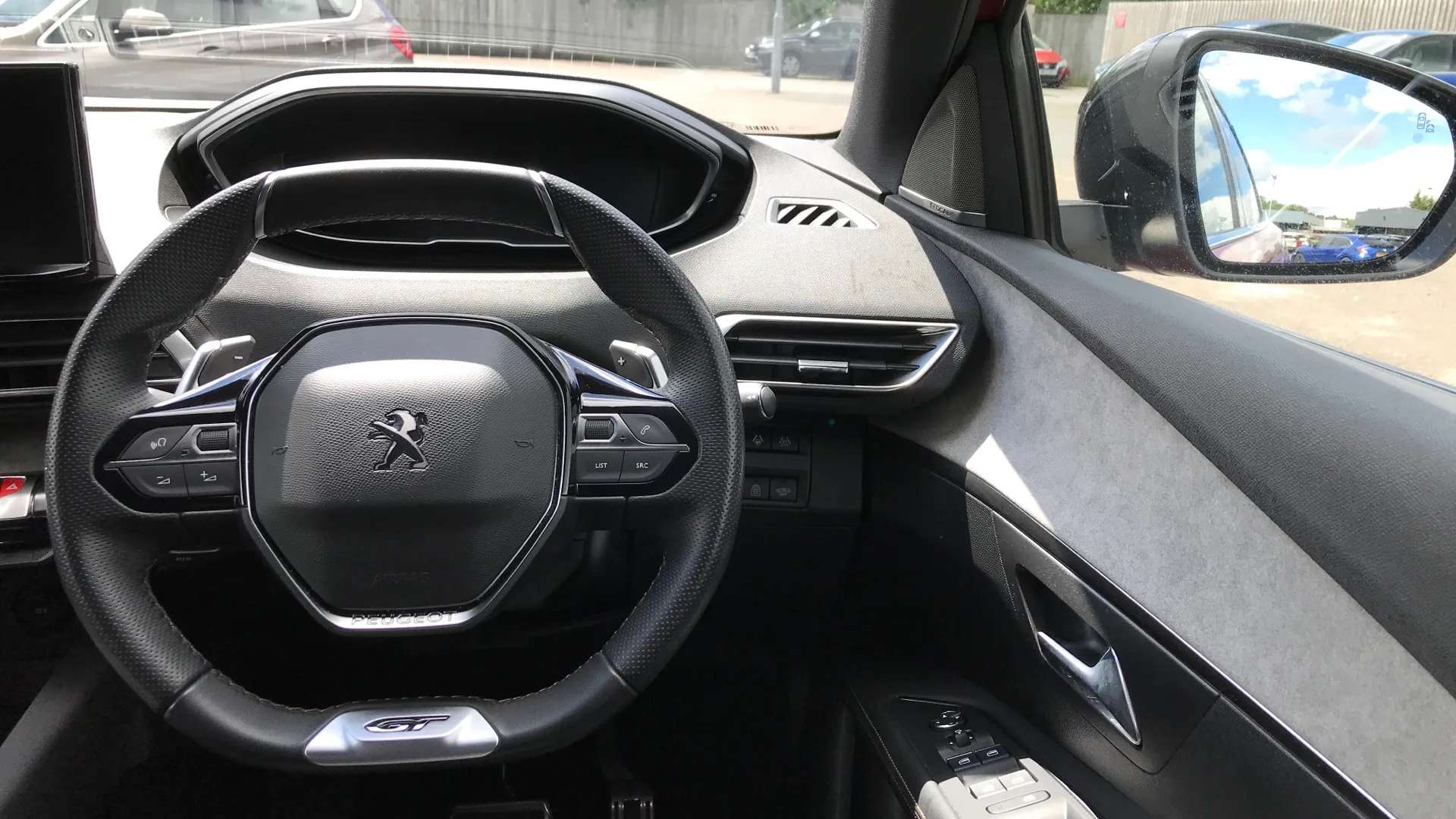 2022 PEUGEOT 3008 2022 PEUGEOT 3008