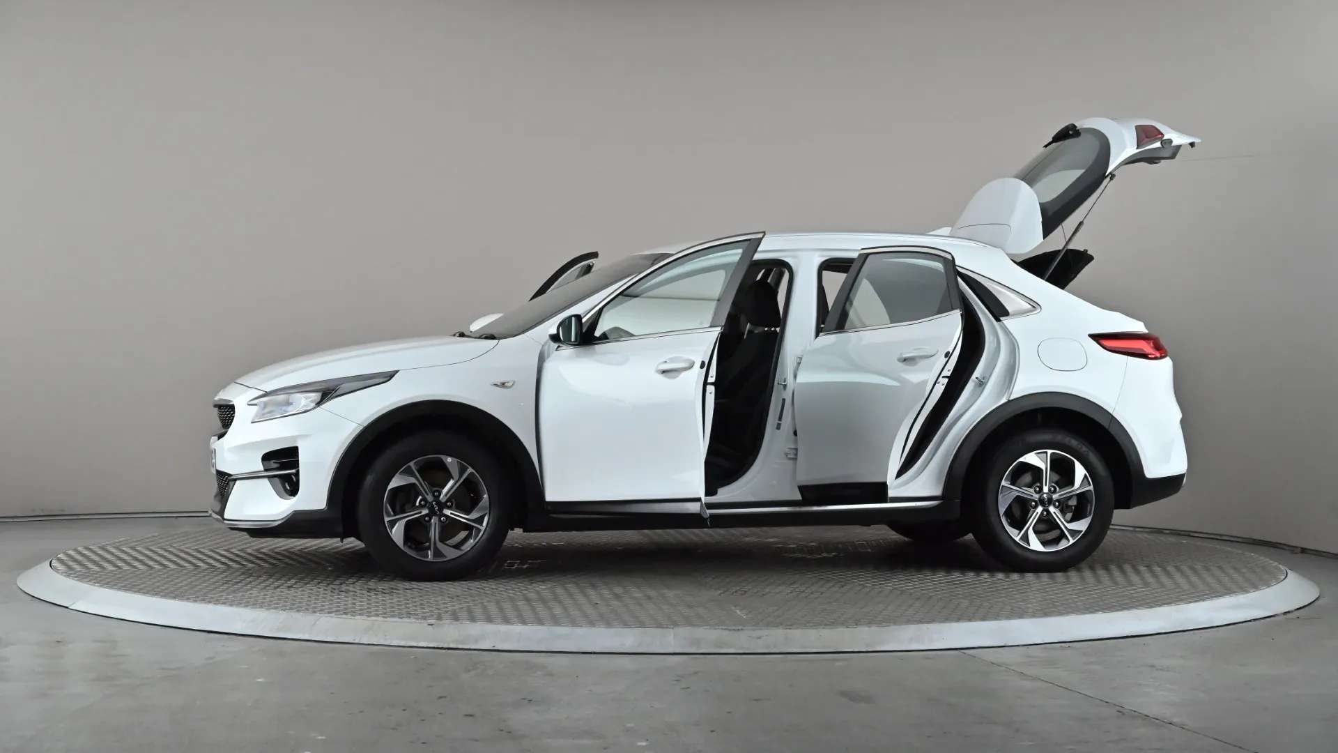 2022 KIA XCEED 2022 KIA XCEED