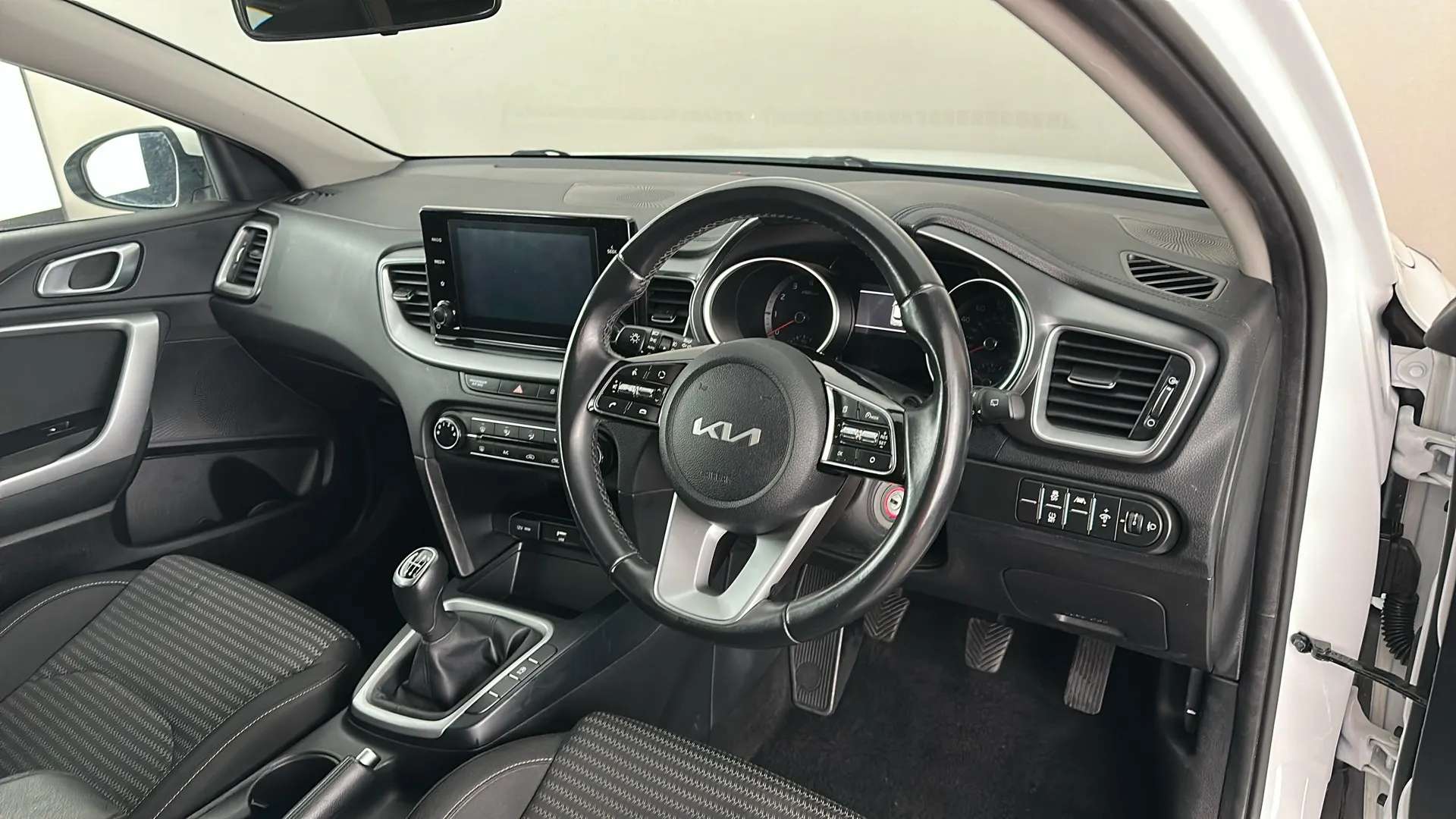 2022 KIA XCEED 2022 KIA XCEED