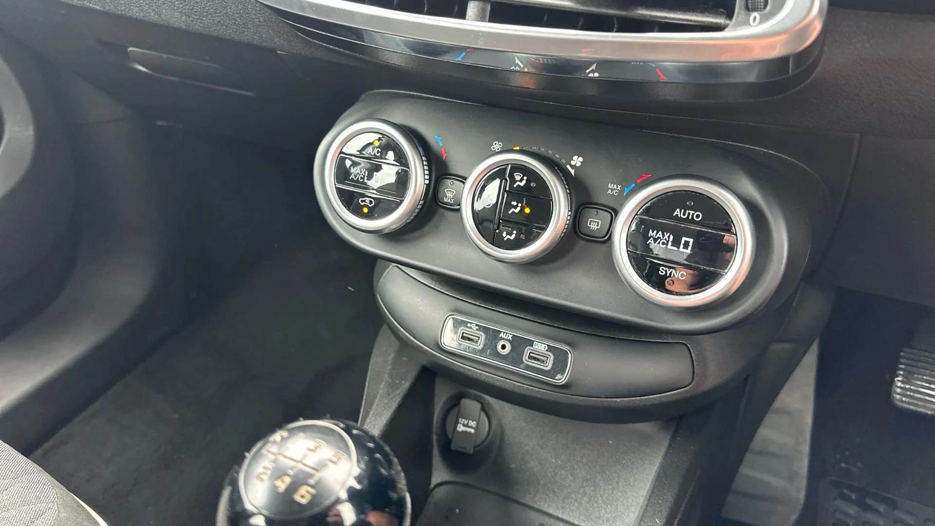 2019 FIAT 500X 2019 FIAT 500X