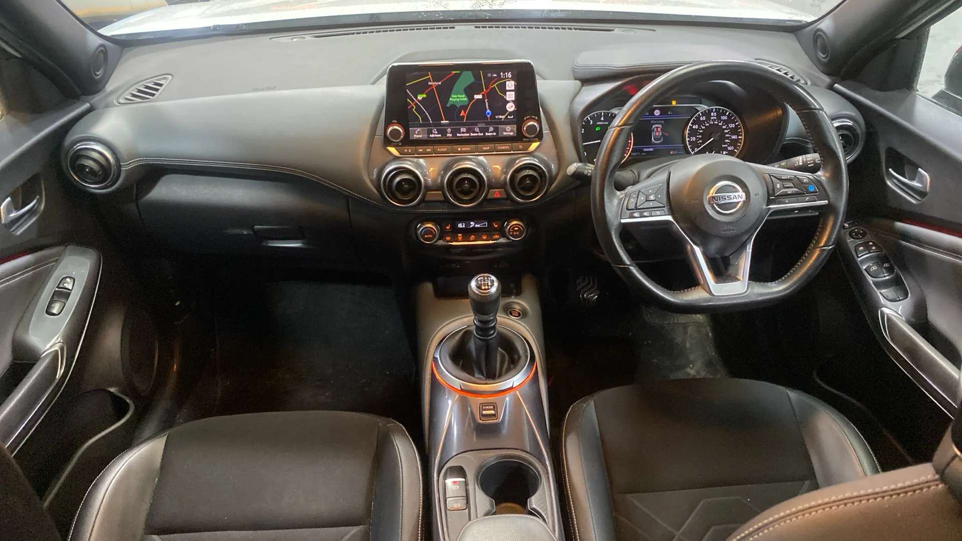 A 2020 NISSAN JUKE 1.0 DiG-T Tekna A 2020 NISSAN JUKE 1.0 DiG-T Tekna