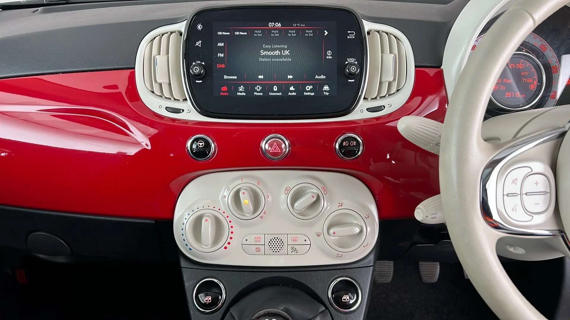 2023 FIAT 500 2023 FIAT 500