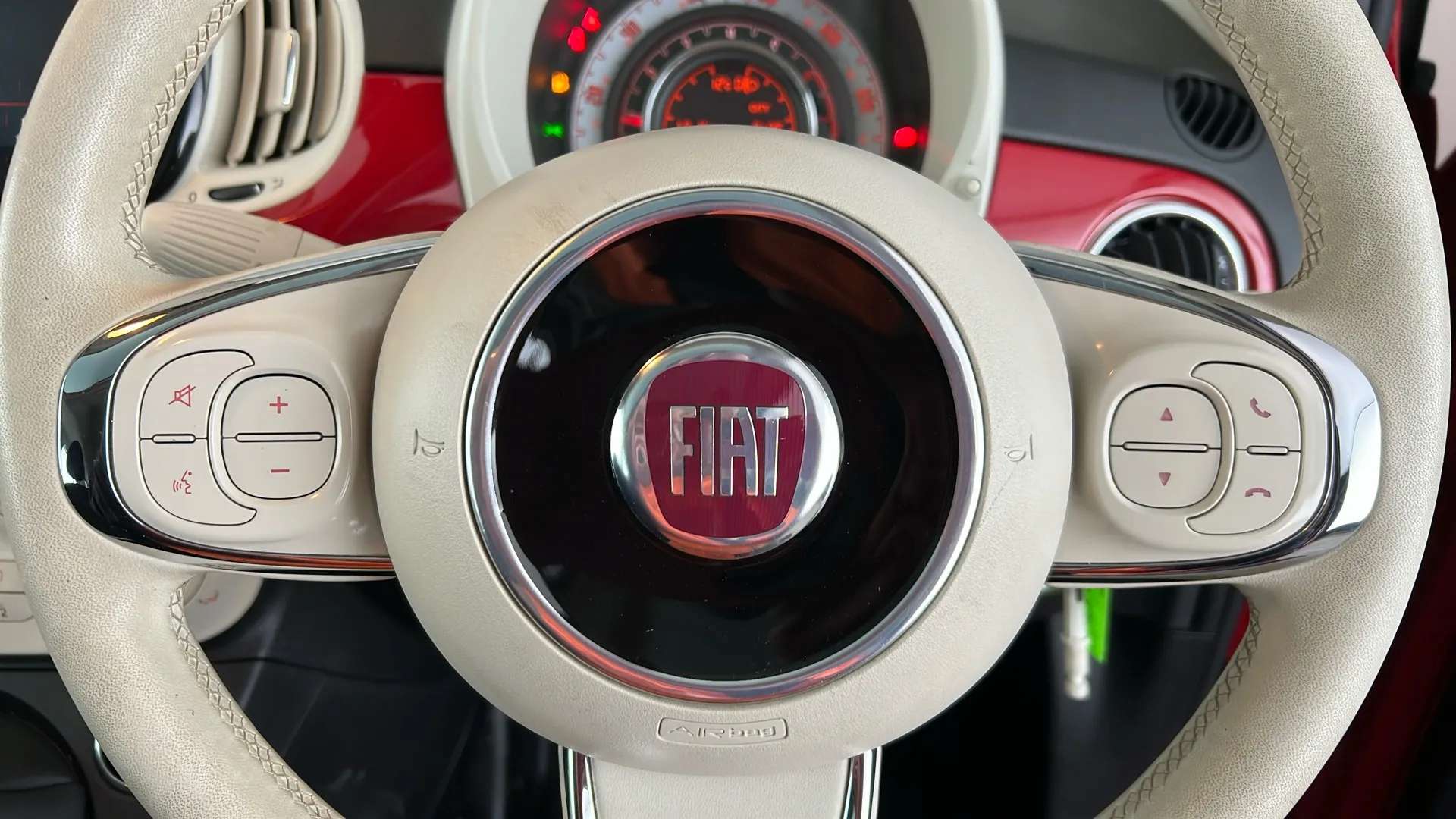 2023 FIAT 500 2023 FIAT 500