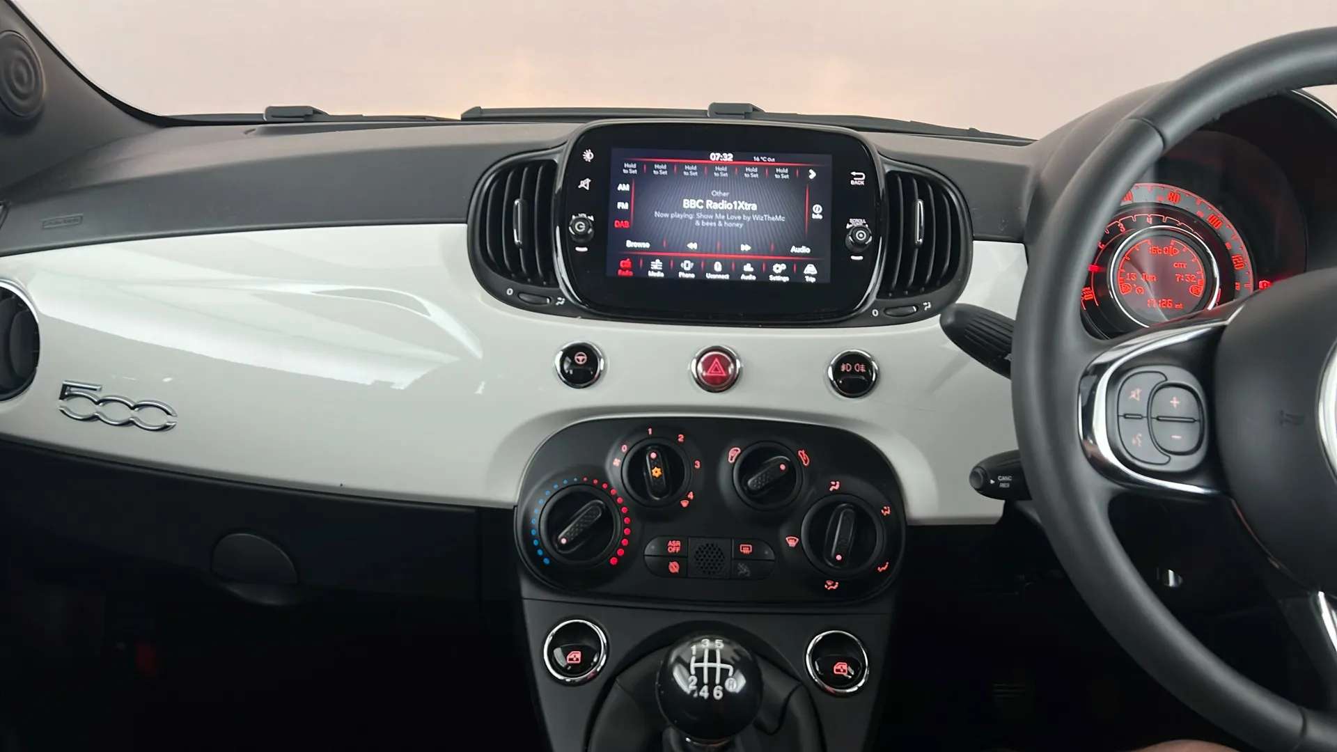 2024 FIAT 500 2024 FIAT 500