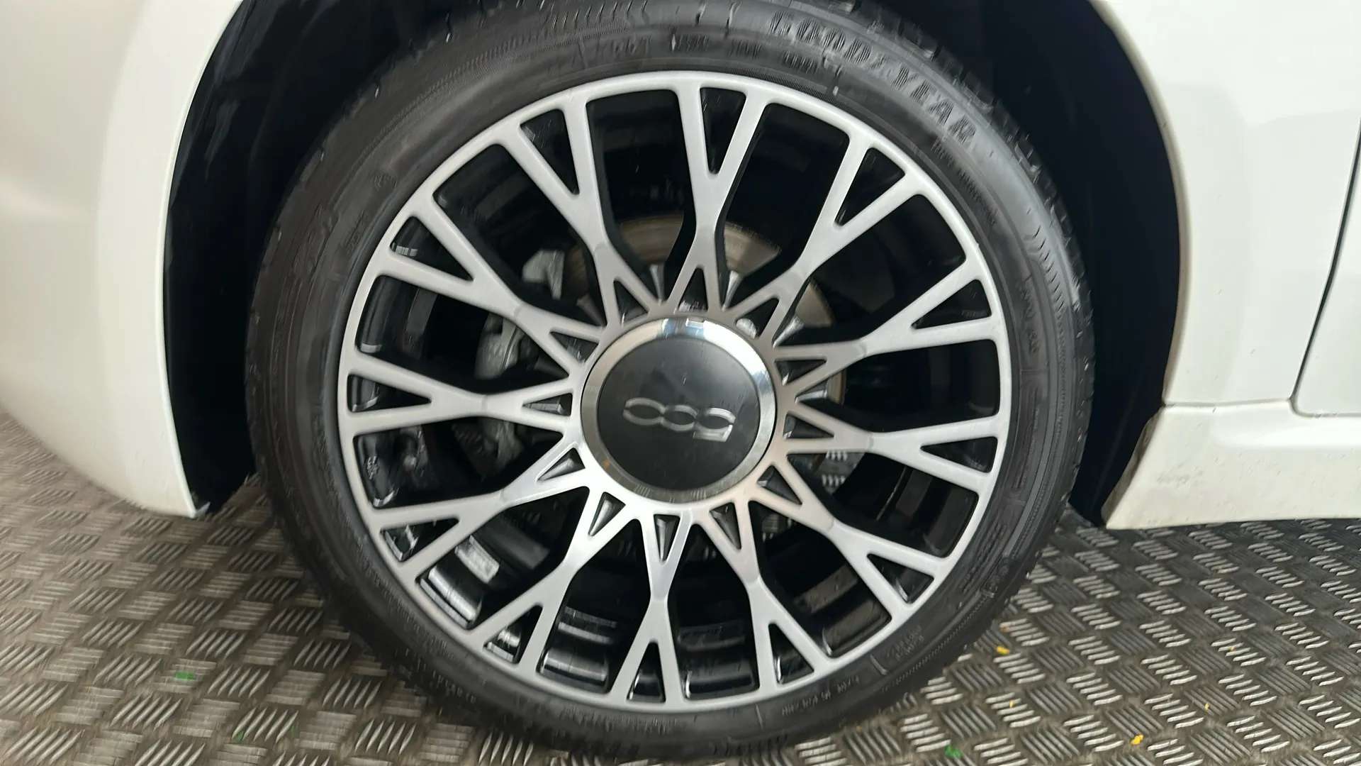 2024 FIAT 500 2024 FIAT 500