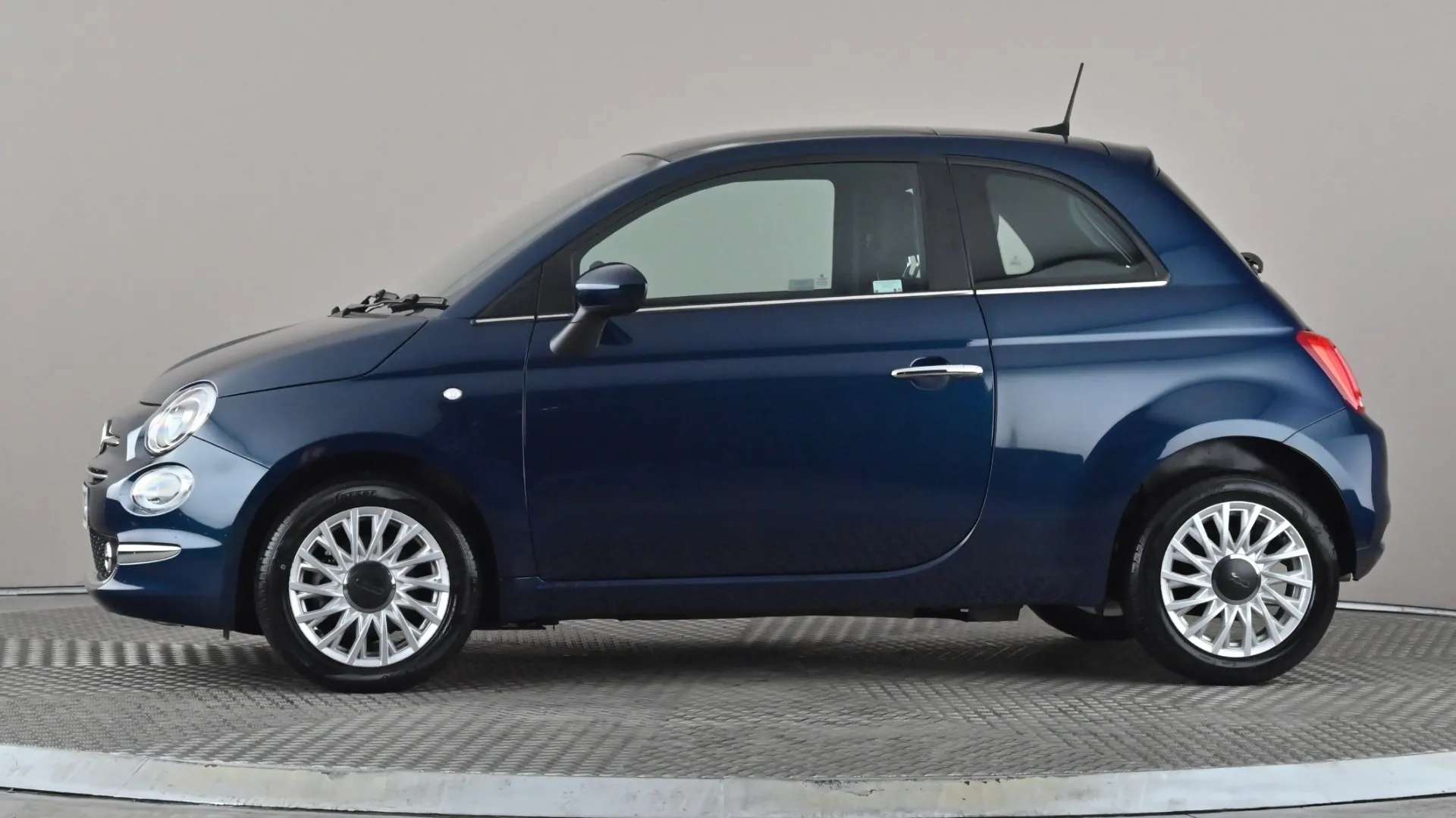 A 2025 FIAT 500 1.0 Mild Hybrid A 2025 FIAT 500 1.0 Mild Hybrid