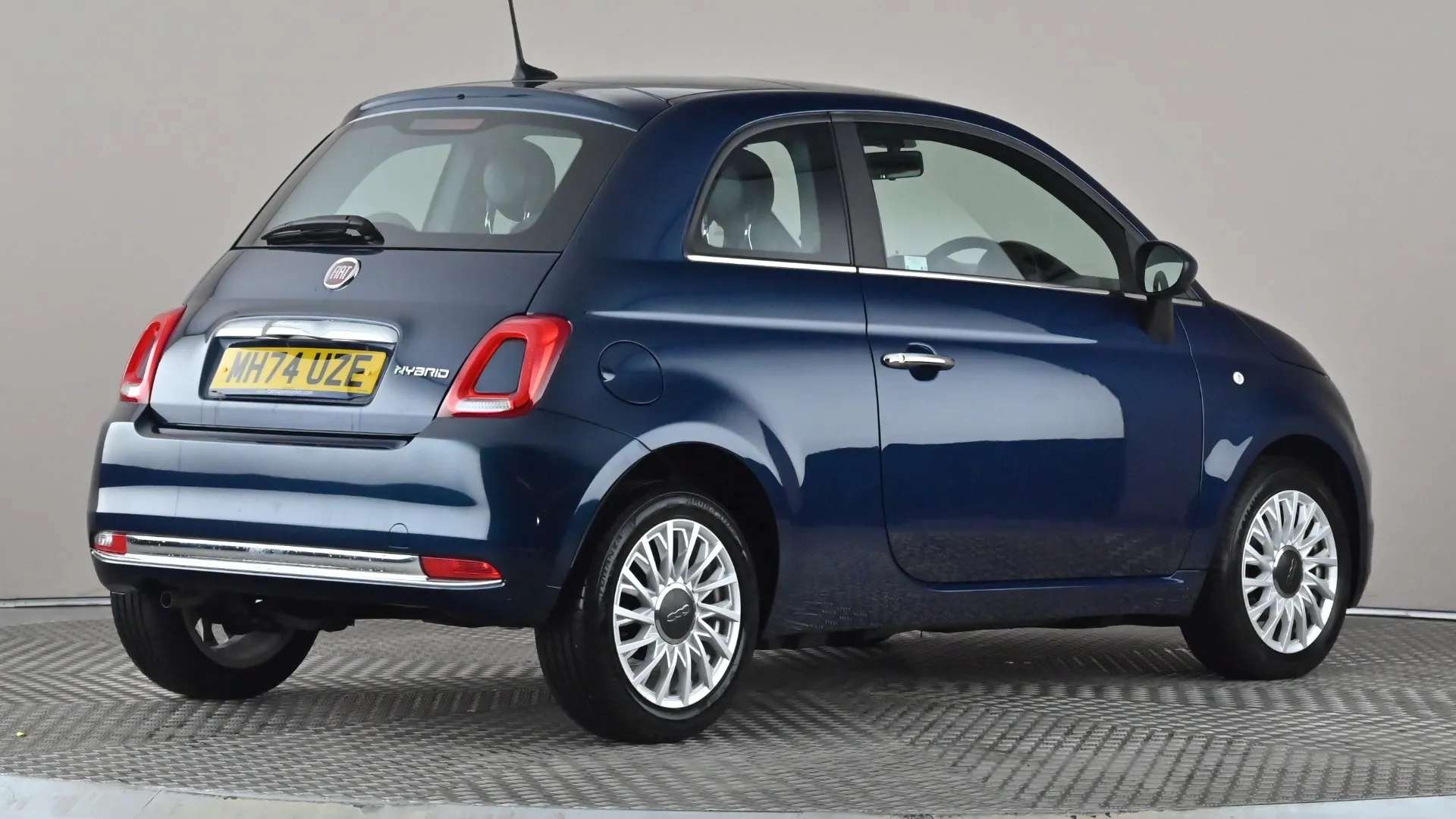 2025 FIAT 500 2025 FIAT 500