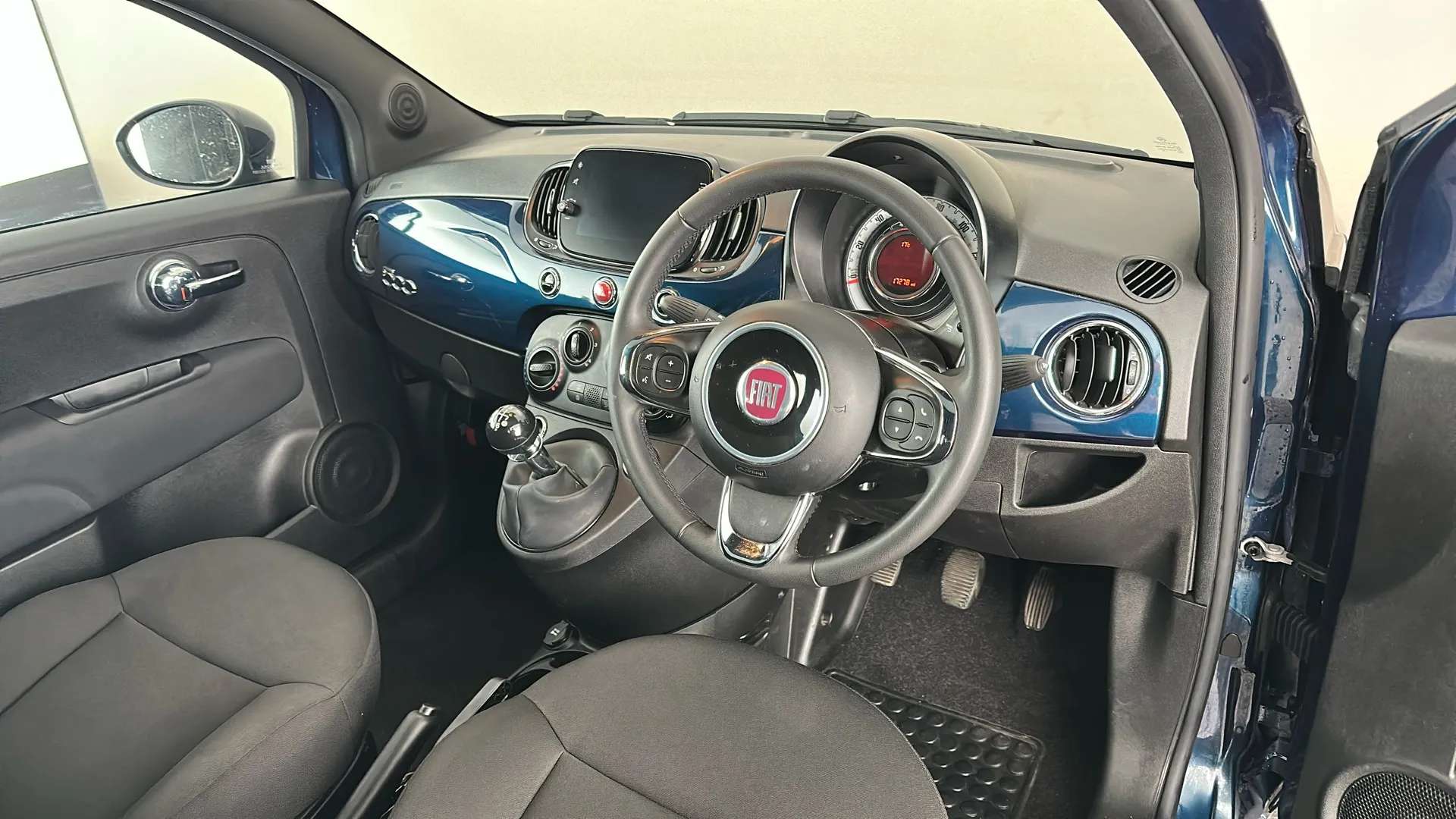 2025 FIAT 500 2025 FIAT 500