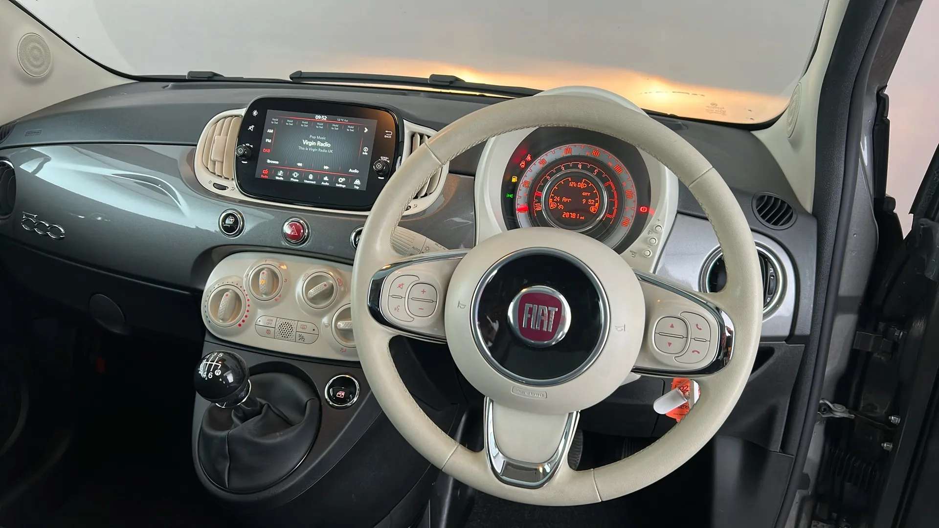 2023 FIAT 500 2023 FIAT 500