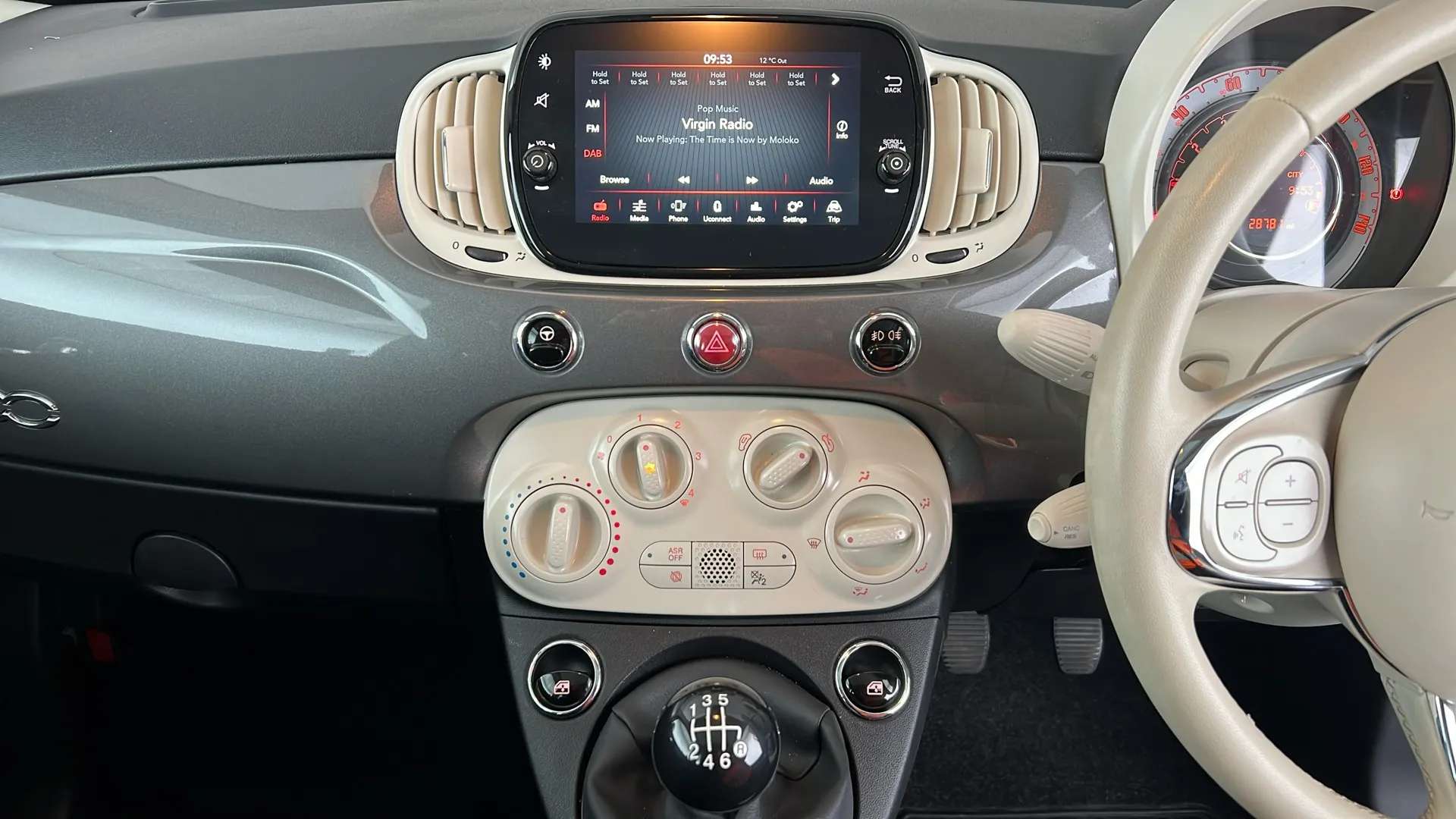 2023 FIAT 500 2023 FIAT 500