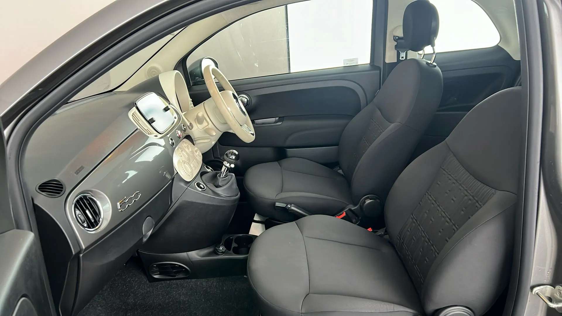 2023 FIAT 500 2023 FIAT 500